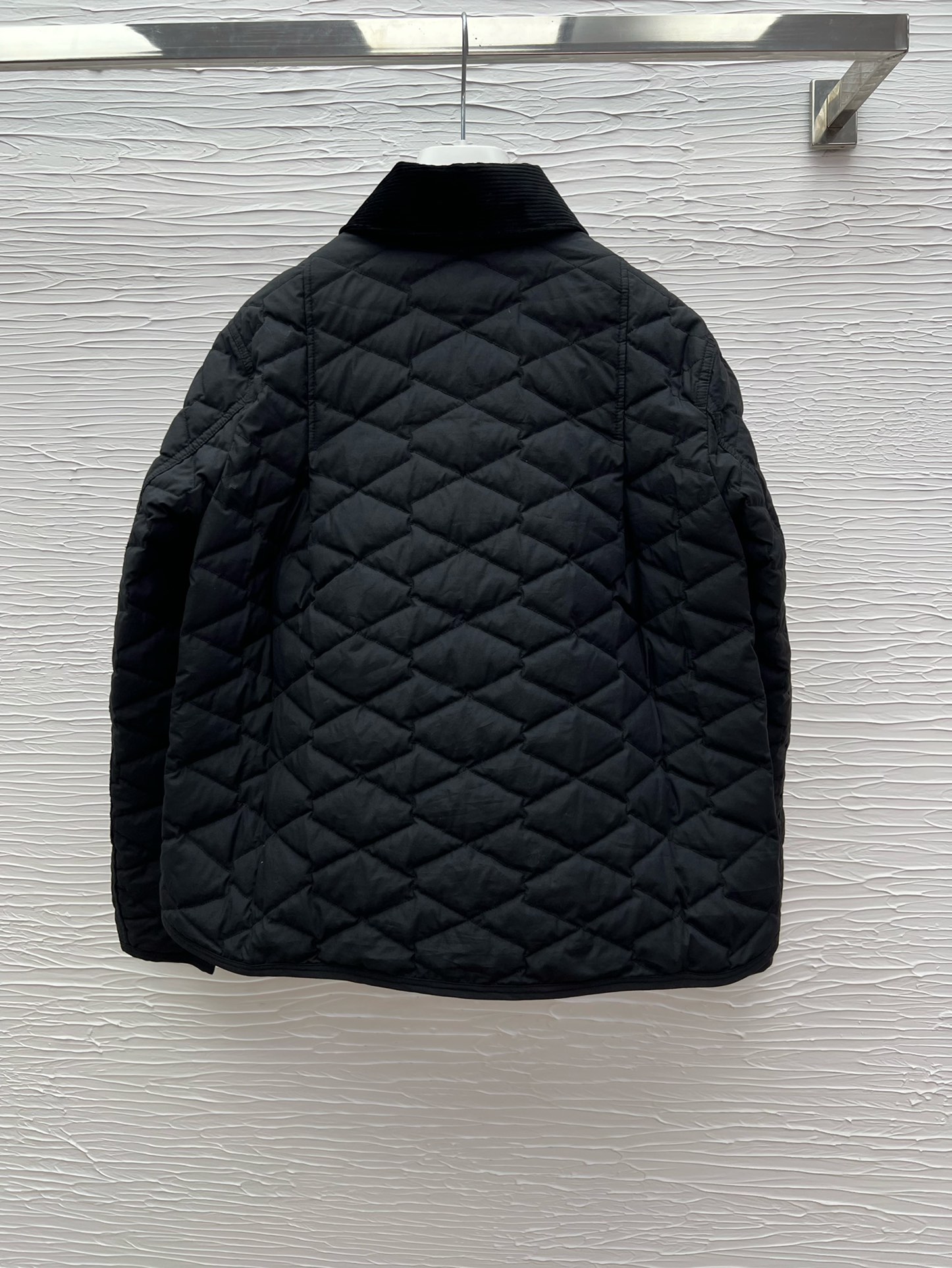 Corduroy Collar Puffer Jacket - Diamond Quilted Design, Embroidered Logo 5 i1758963458 6373 2