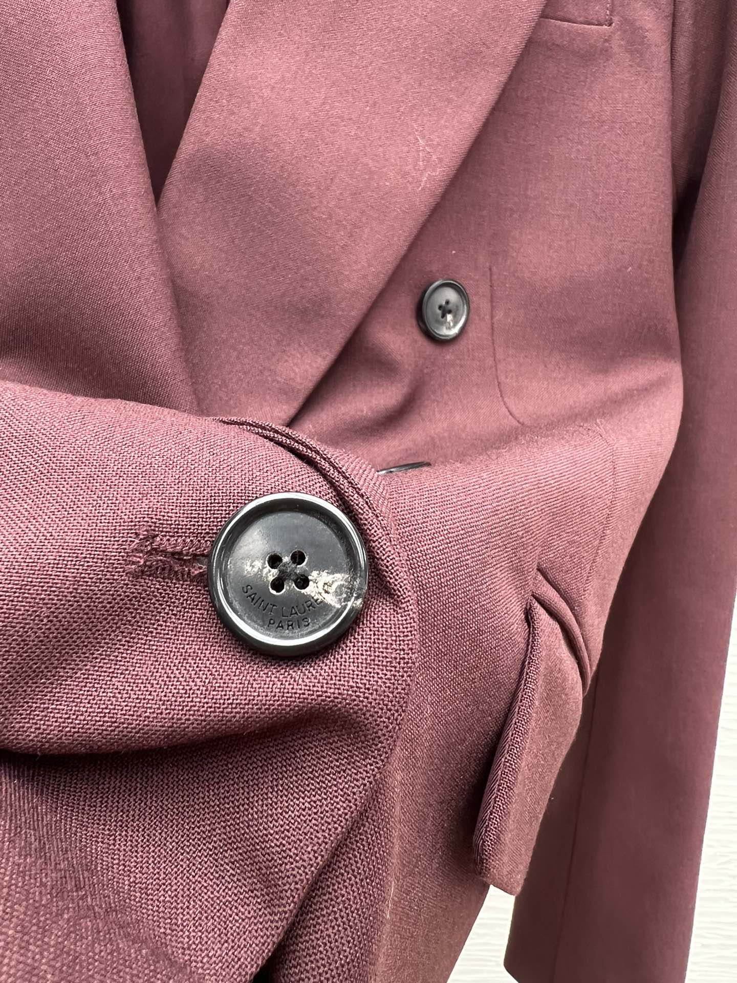 Yves Saint Laurent Wine Red Blazer: Classic Fit, Slimming, and Elegant 9 i1759138331 9793 3