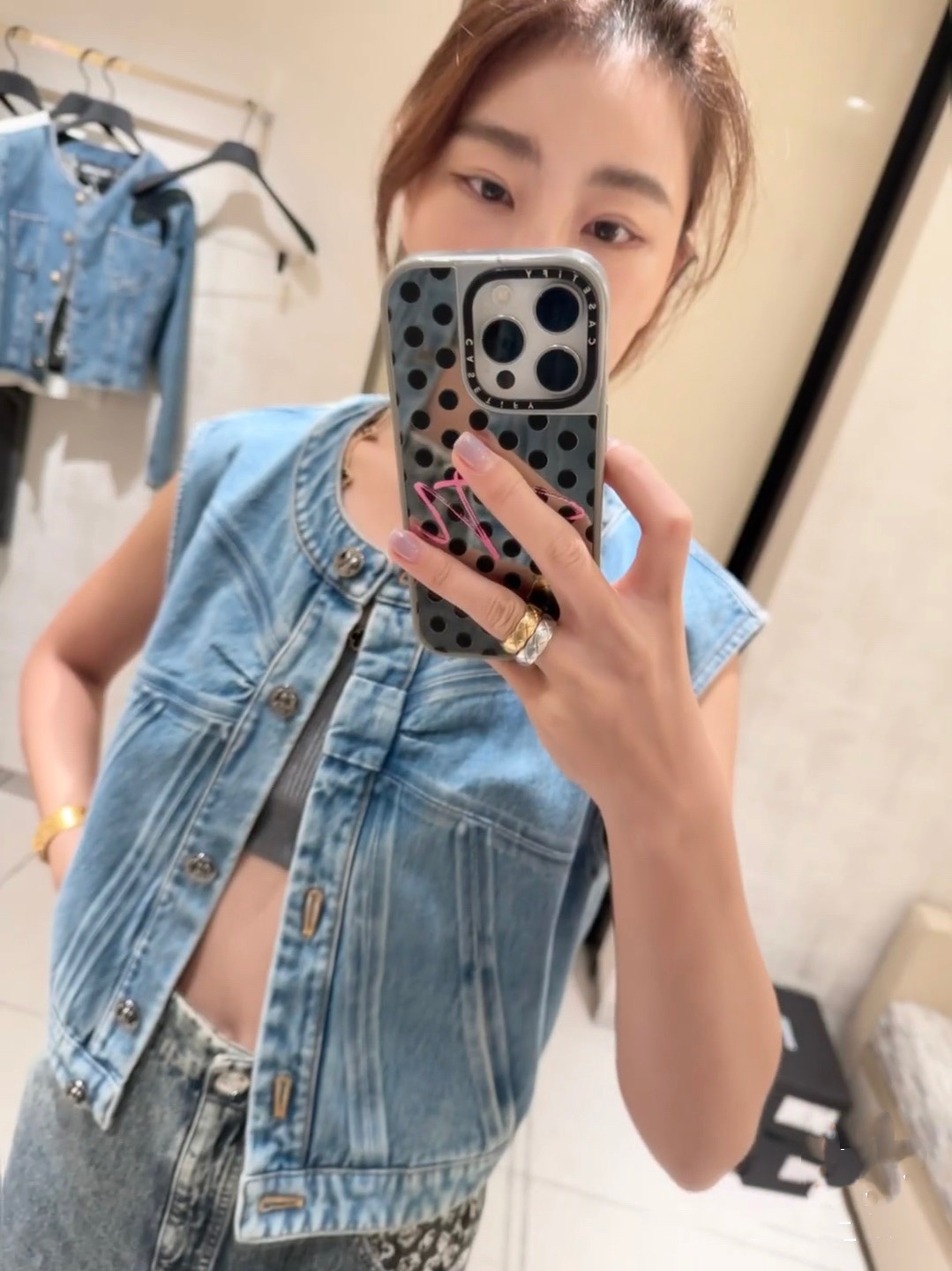 CC25 Butterfly Denim Vest, Women’s Fashion Sleeveless Jacket – Chic & Stylish