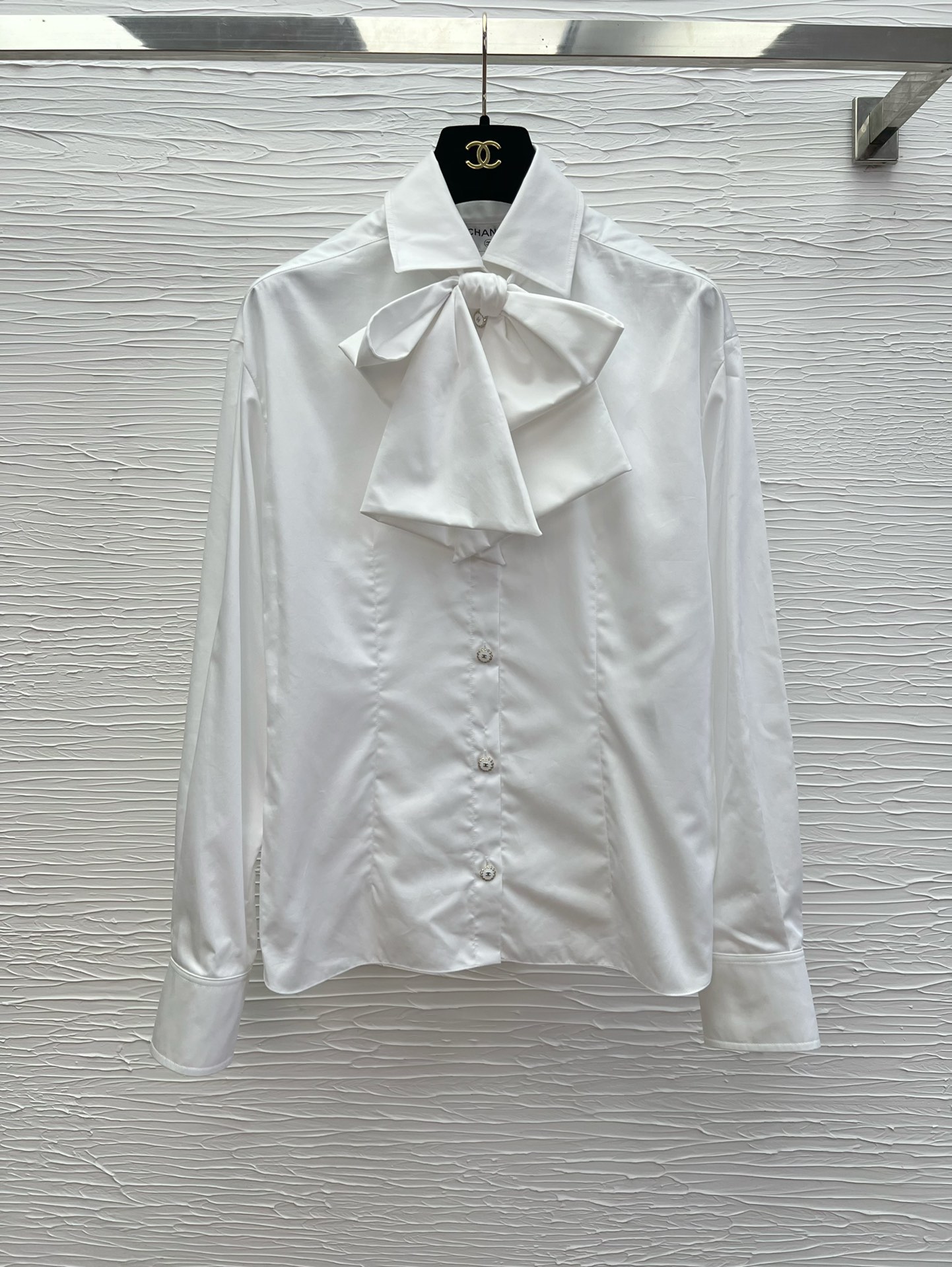 Chic Bow-Tie Blouse: Fashionable & Flattering, Available in S, M, L 4 i1759914403 5096 7