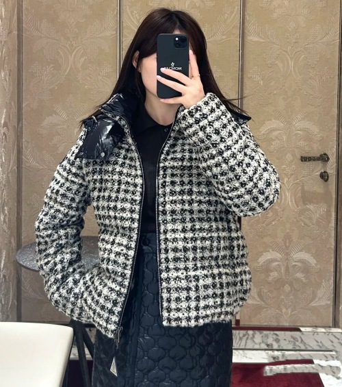 MO25 Tweed Down Jacket: Warm, Stylish, and Durable – Perfect for Autumn/Winter