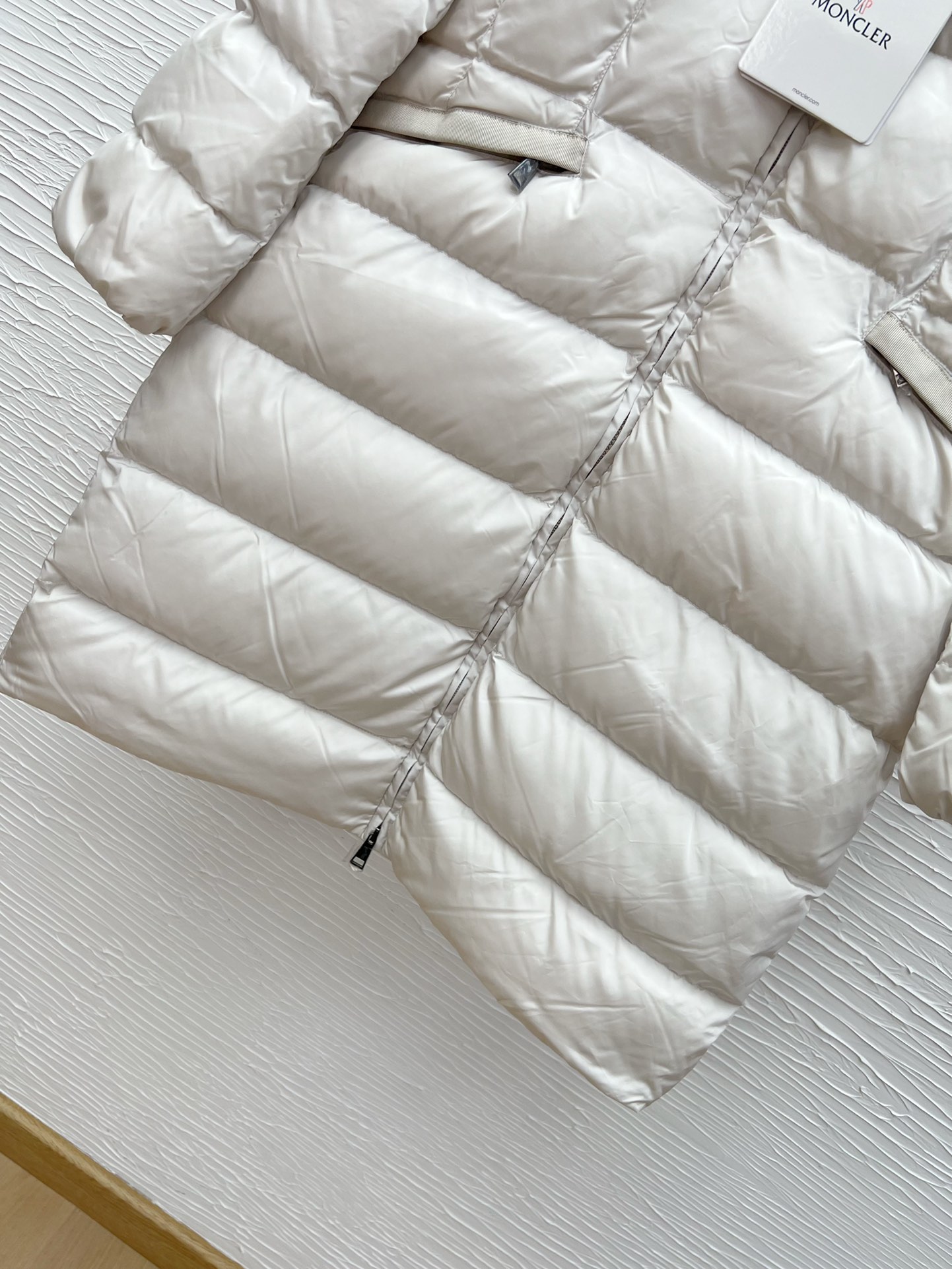 Elegant Down Coat with Hooded Design & Waist Accentuation - Fall/Winter Essential 6 i1761988573 5646 5