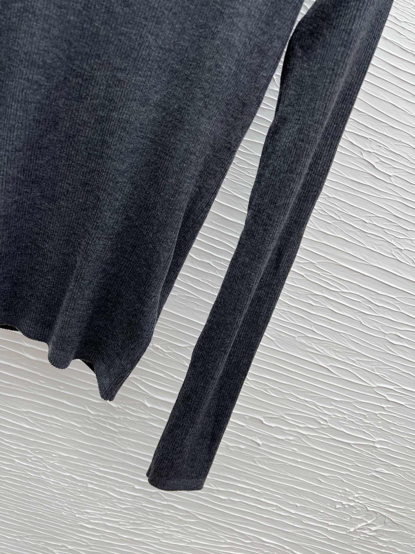 PD 25 Women's Crew Neck Knit Sweater, Pure Color Wool Blend, Cropped Fit 9 i1764580669 5758 8