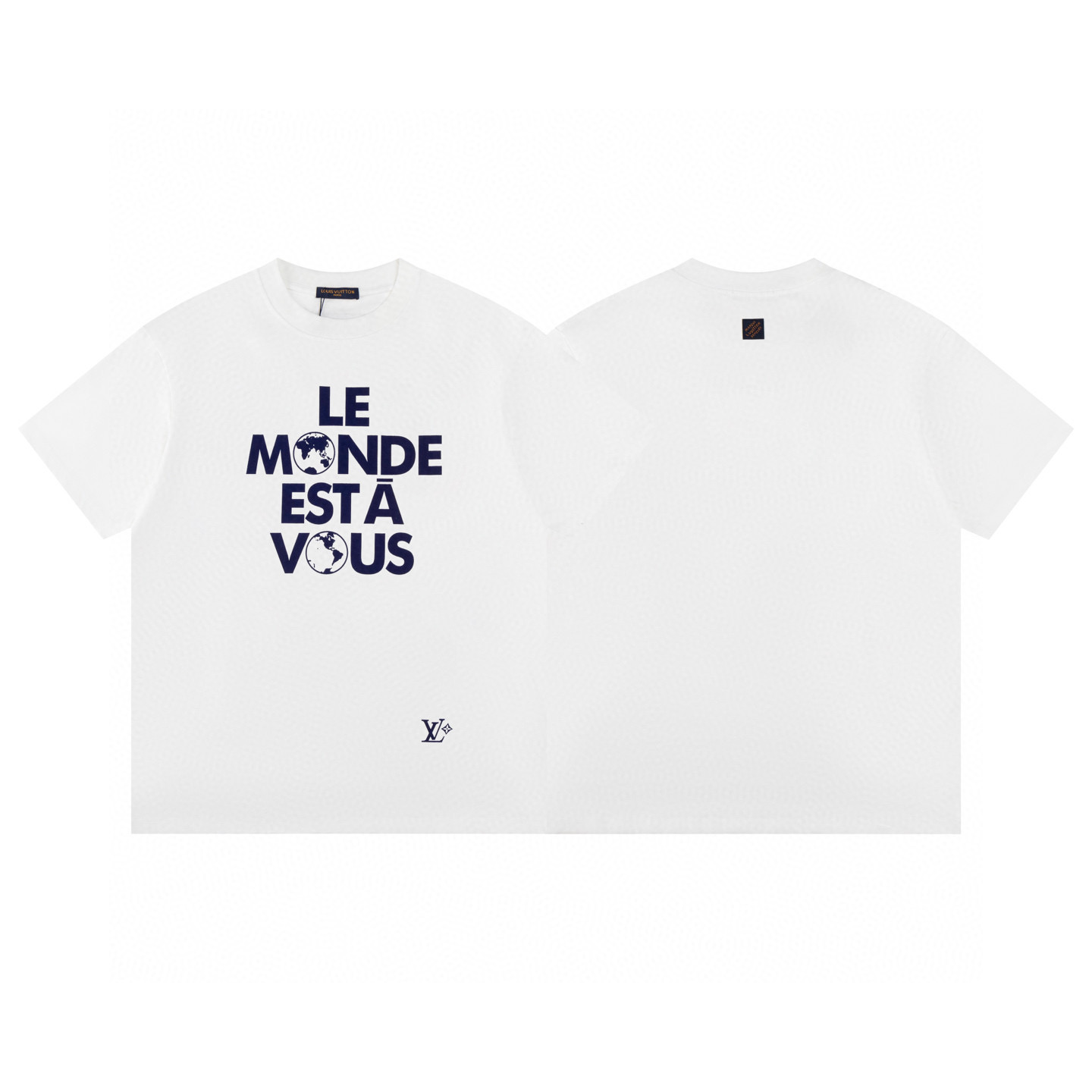 💰100
(顶级最高版本)lv路易威登LOUIS VUITTON 驴家1v 经典地球植绒短袖 logo图案字母半袖T恤短袖
男女同款 情侣款 宽松版型
(最高版本 原版面料 高版本 高品质)
⚠所有细节 面料辅料工艺(全部1:1 过验)
(店主是“细节怪物” 所以做的货也注重细节)
1⃣区别市场货不对版:全部走单线❌
咱家正品1:1的特种机压线(对机器工人要求高)
2⃣区别市场看图做货 布料色差太大
一分价钱一分货,不做快餐货
3⃣区别市场低版本领标 吊牌 洗水标
咱家全部辅料订做(过验级别)
4⃣ 区别市场无细节可言的做工❌
咱家做工:领口、肩线、袖窿、袖口、下摆
(提高成本也要还原正品:过肩压条 双针走线🔍)
【面料】:250g纯棉毛圈高克重版本面料(原版面料)
【辅料】(1:1):专柜领标➕ 代购级厚板吊牌(区别市场薄纸片)➕过验级带logo水洗标
(包括装订方法 全部1:1)
【尺码】:XS-L
XS S M L
衣长 (cm) 65 68 71 74
胸围 (cm)110 114 118 122
肩宽 (cm) 48 50 52 54
袖长(cm) 58 60 62 64