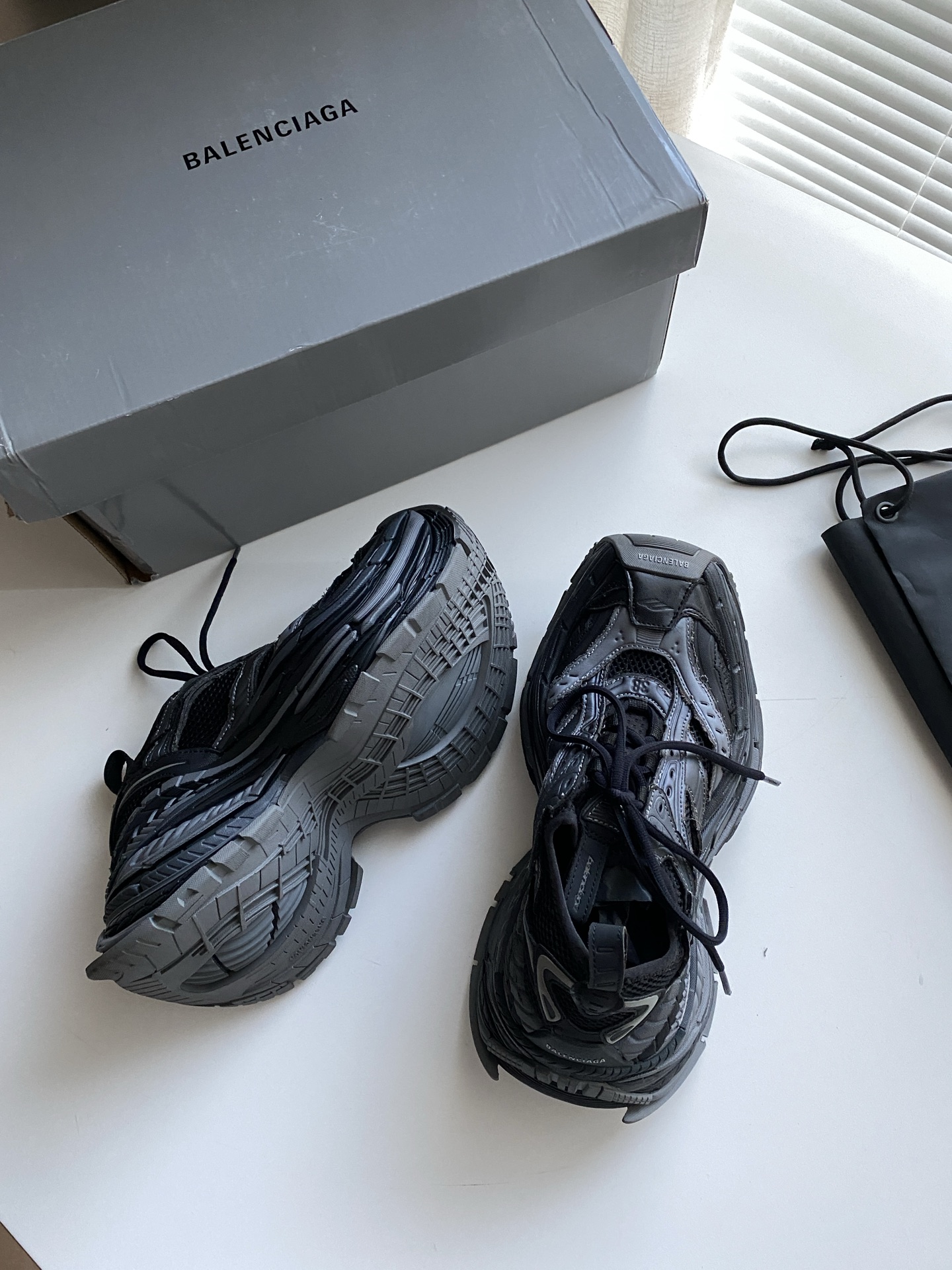 [Balenciaga Men