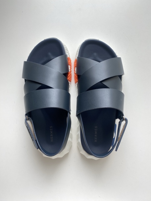 Hermès Men's Nappa Leather Sandals with White Rubber Sole - Stylish & Comfortable
