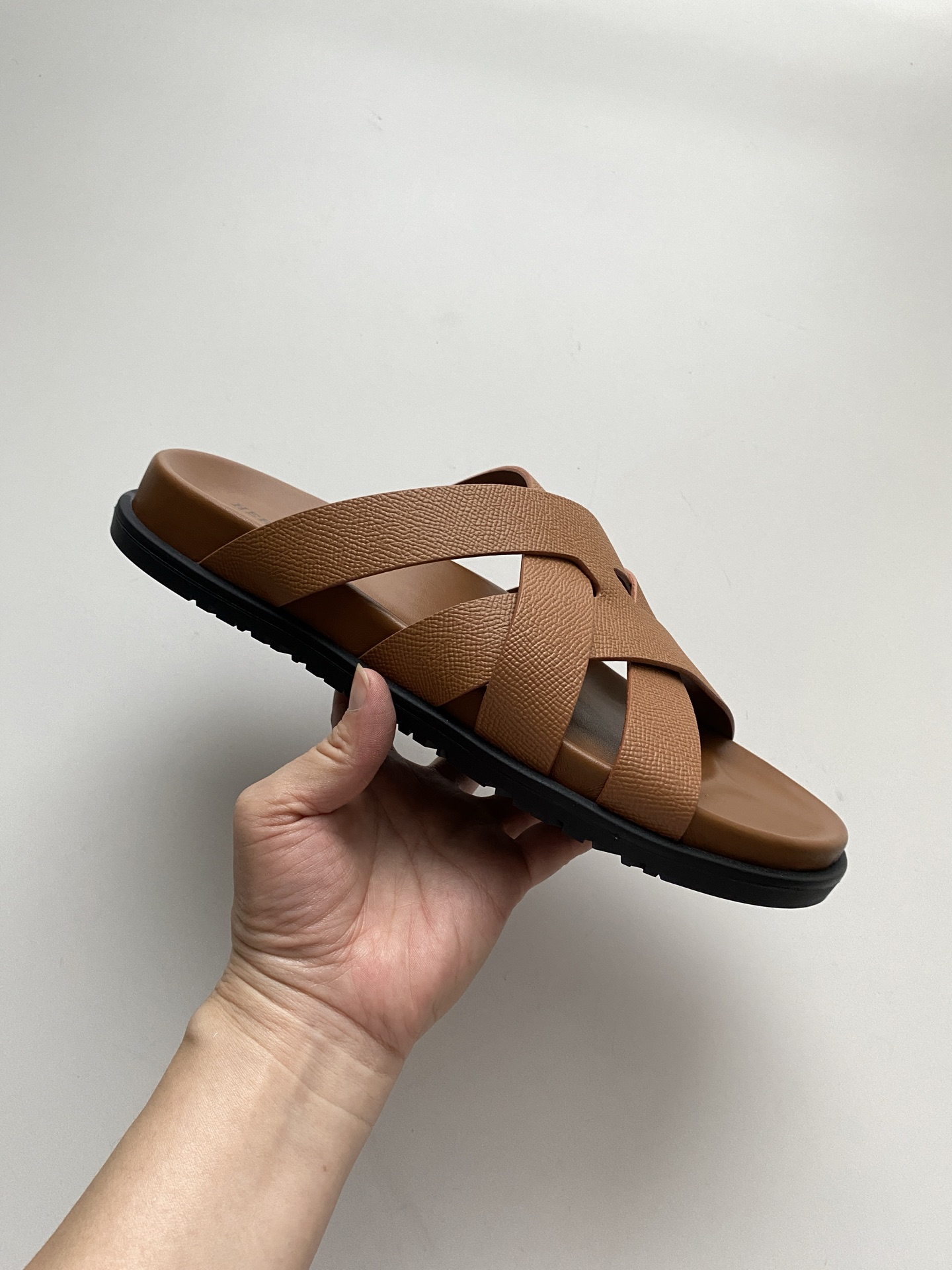 Hermès Men's Nappa Leather Functional Sandals - Iconic 'H' Design 6 i1747055268182 2500 0 5