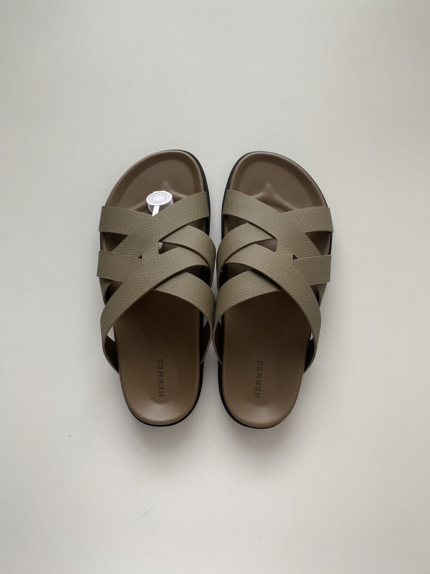 Sandales d'été en cuir Nappa Hermès avec motif emblématique "H"