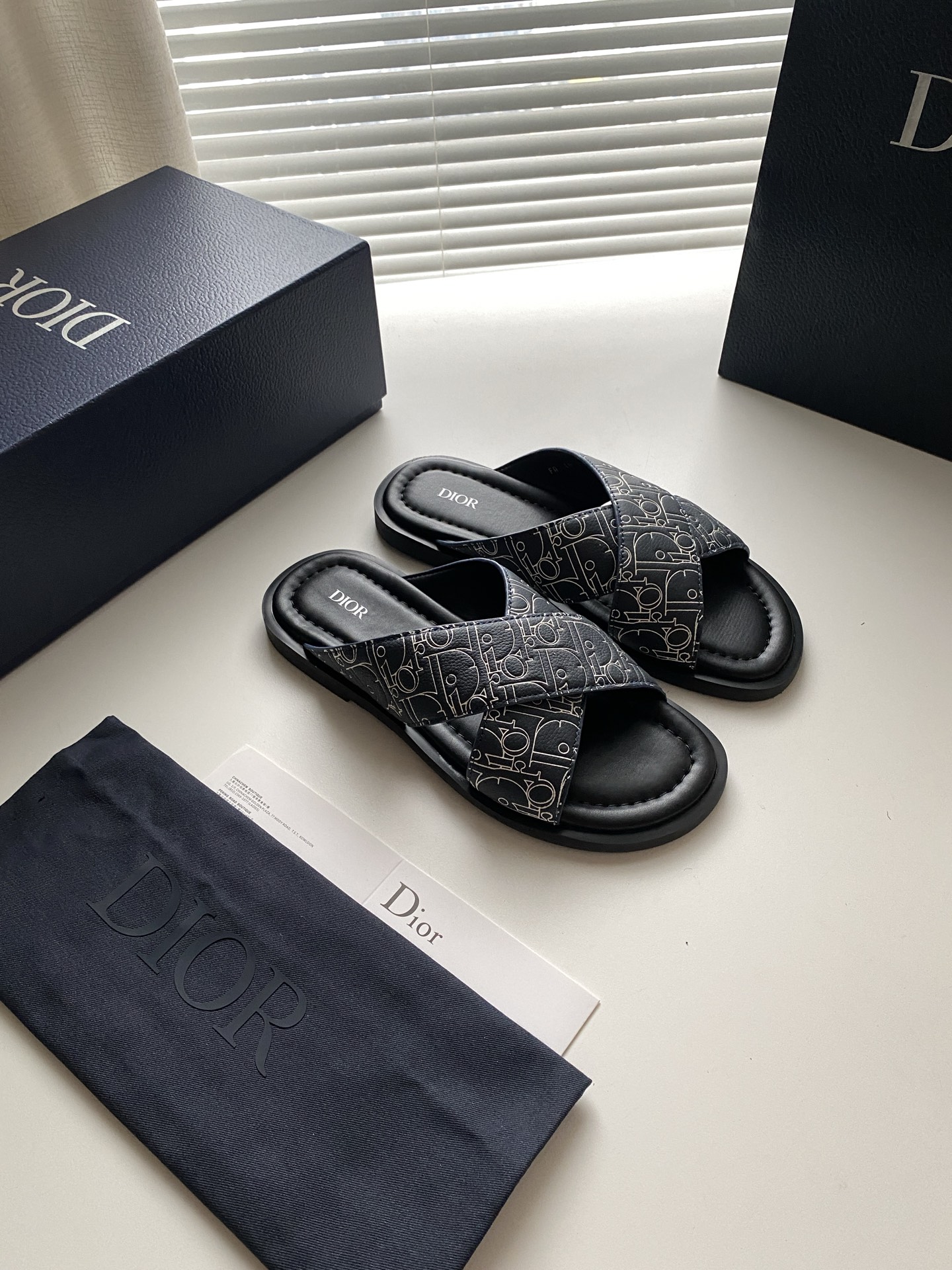 Dior Alias Sandalen met Oblique Print - Stijlvol en Comfortabel voor Heren