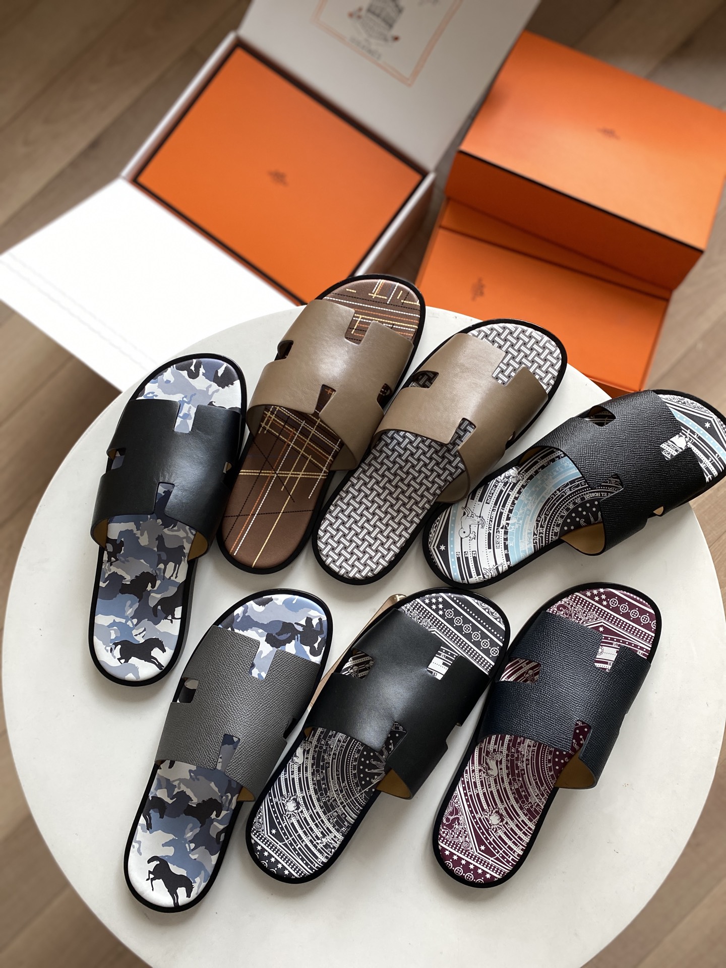 NO:347661,Beach geometric pattern series H home classic semi-drag,19860909沙滩几何图案系列 H家经典半拖,,Men's shoes