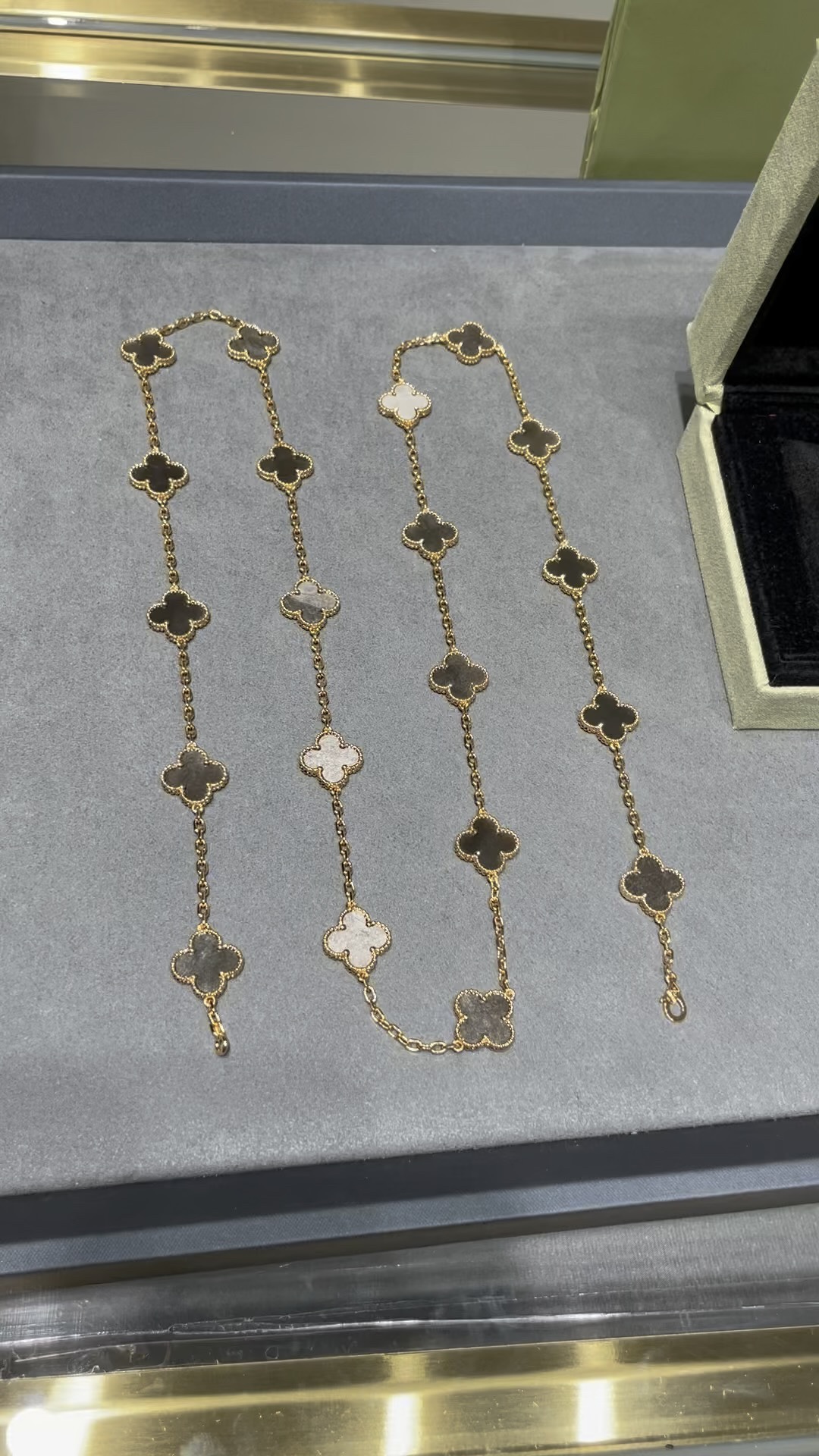 VCA Necklace