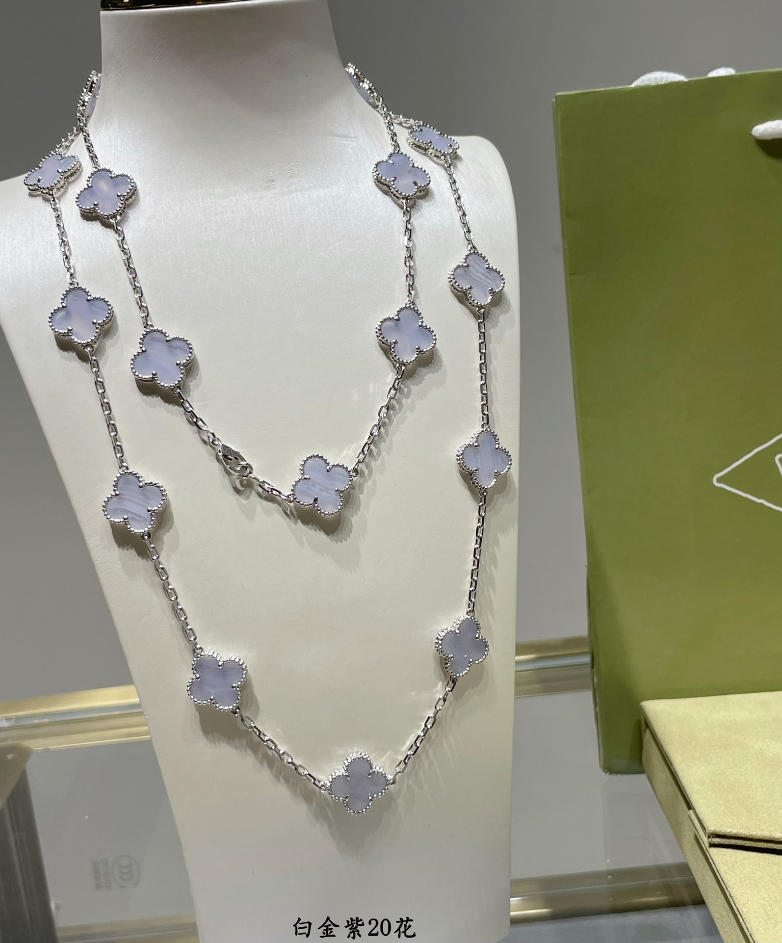 NO:766029,VCA four-leaf clover sweater chain collection picture, sweaters, Cardia high-end jewelry19860909VCA四叶草毛衣链集合图,,sweaters,卡迪亚高端饰品,Jewelry