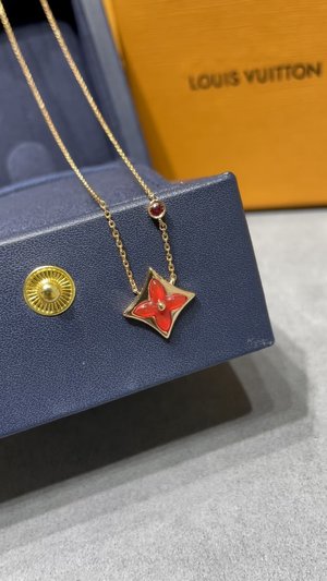 Louis Vuitton Jewelry Necklaces & Pendants Red