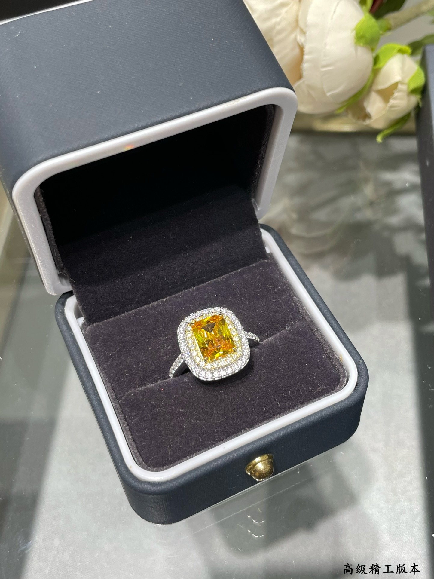 Luxury luxury ring 8