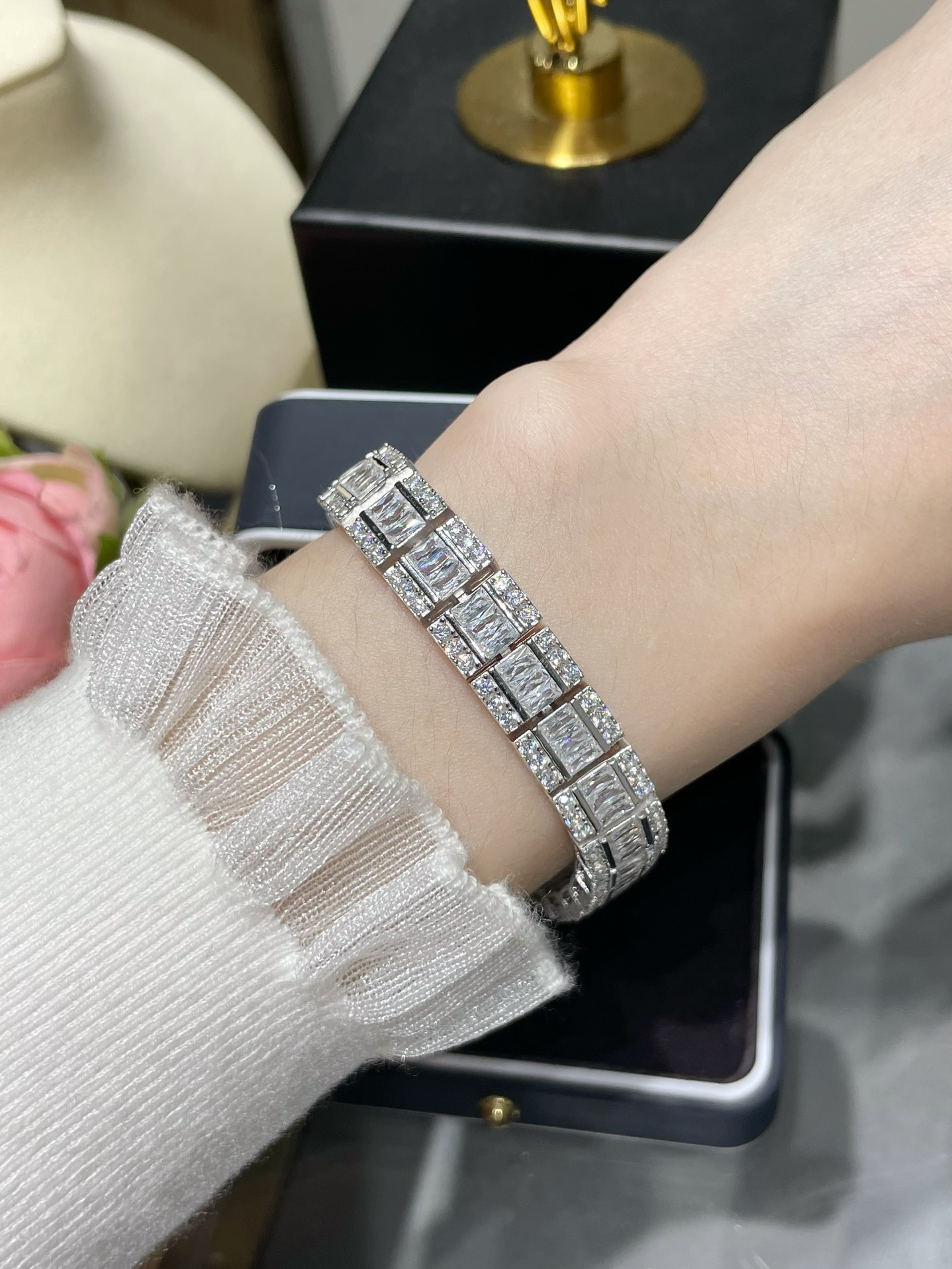 AAAAA
 Jewelry Bracelet Set With Diamonds