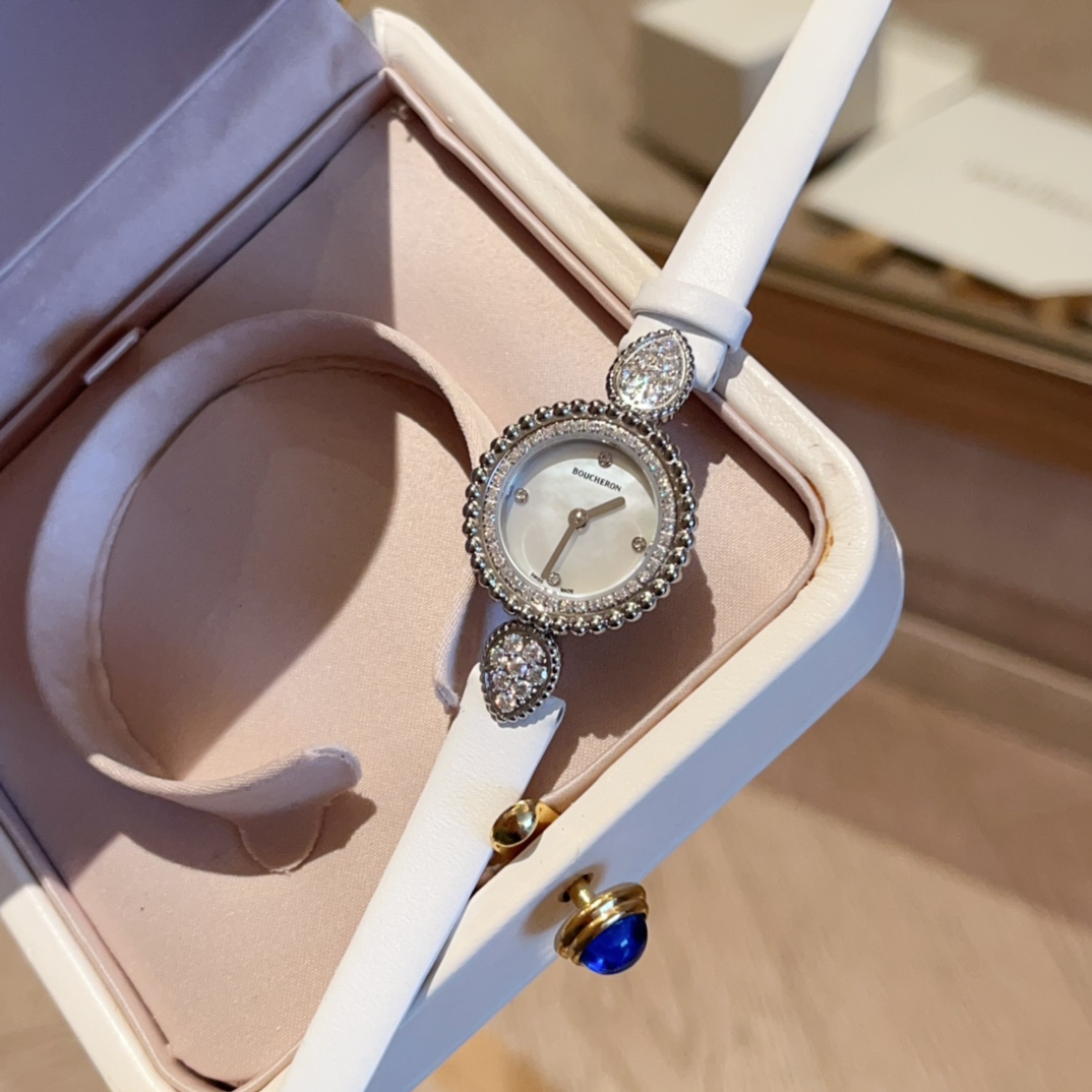 Luxury Boucheron Serpent Boheme Wristwatch: Exquisite Design and High Quality Craftsmanship - 图片 2