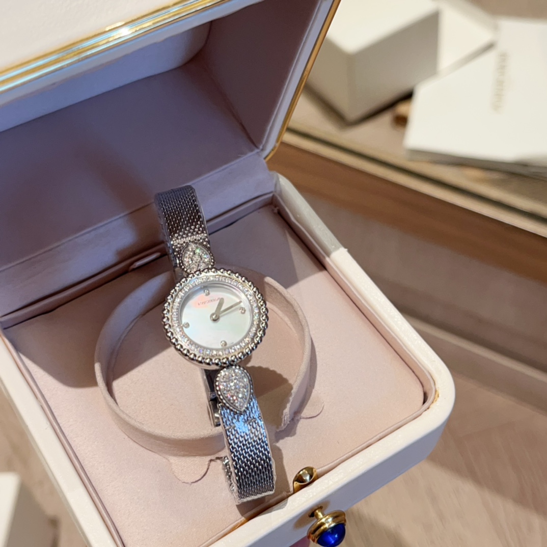 Boucheron Serpent Boheme Wristwatch: High-Quality Swiss Craftsmanship, Elegant Design, Masterful Diamonds - 图片 4