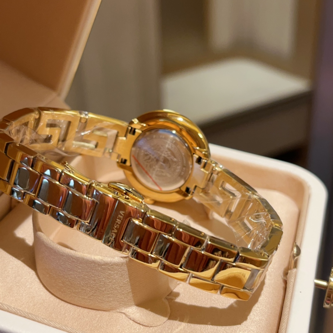 “VERSACE GRECA GODDESS Series Watch: White Shell, Gold, Unique Design” - 图片 9