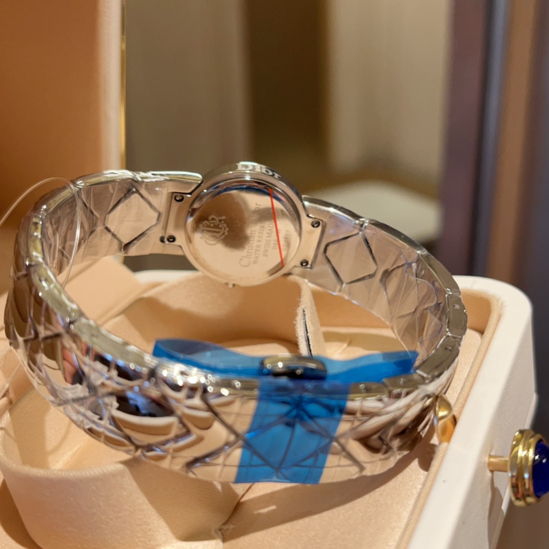 Vintage Dior Watch: Timeless Beauty in Steel and Gold - 图片 5