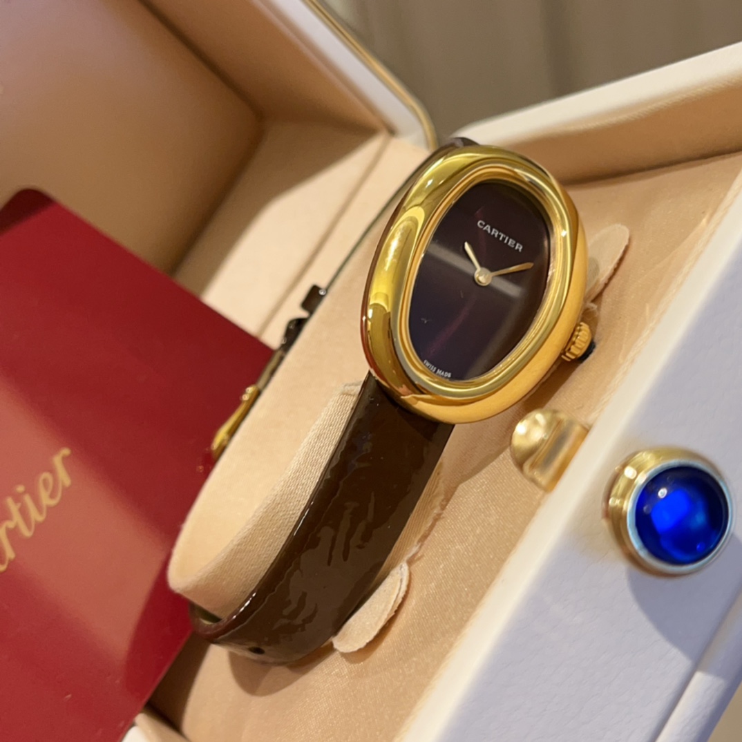 Cartier Baignoire Cathedral Watch: Classic Design with New Aesthetic Power - 图片 6