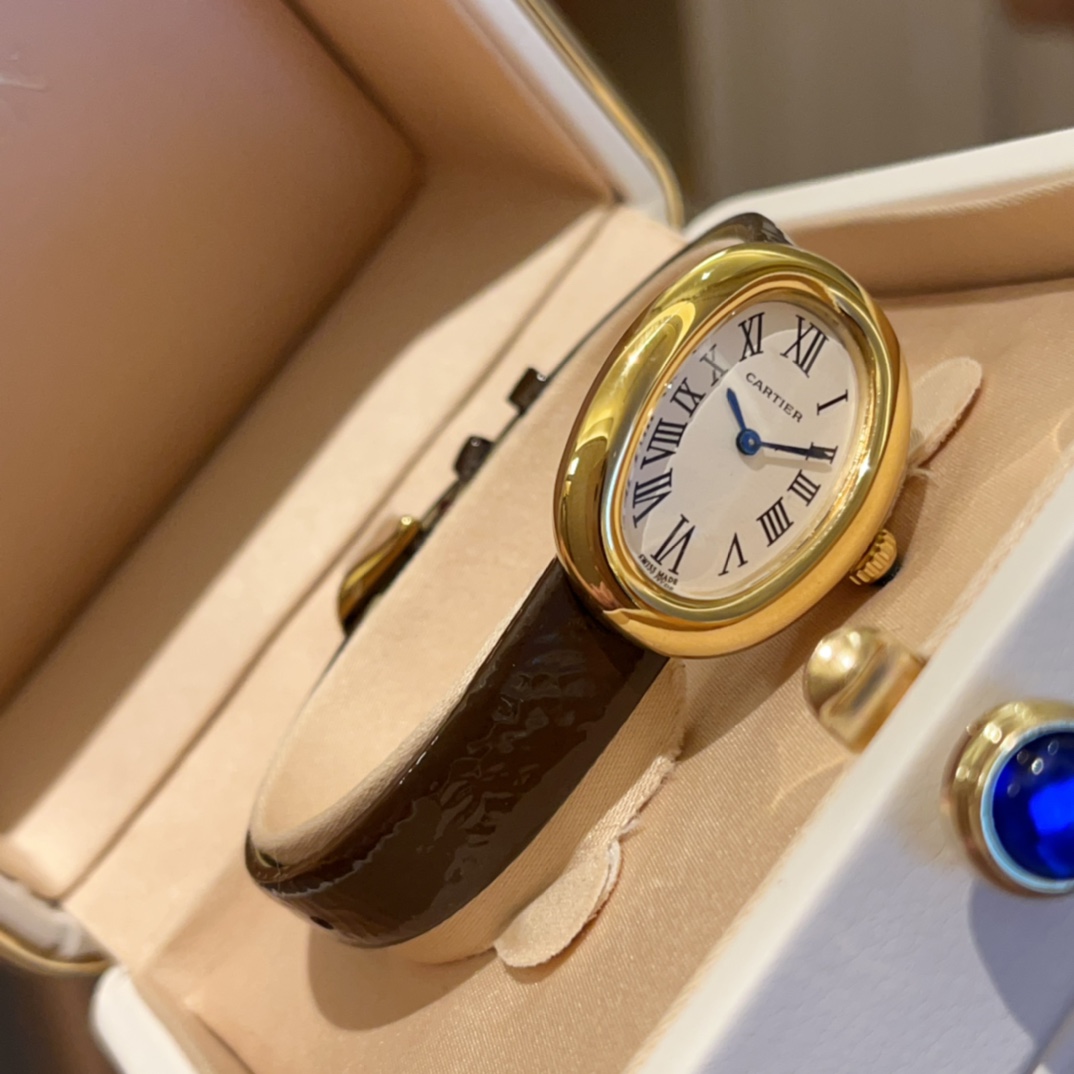 Cartier Baignoire Cathedral Watch: Classic Design with New Aesthetic Power - 图片 4