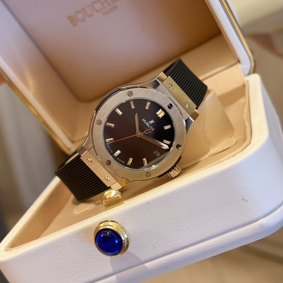 New 33mm Wirtschaftsprüfer Wristwatch: Top Quality, Original Design, Swiss Made.