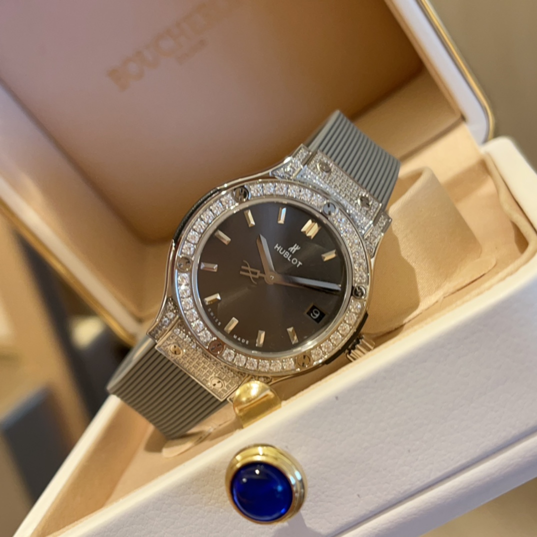 Wirtschaftsprüfer’s 33mm Wristwatch: New Power and Original Quality Launch - 图片 4