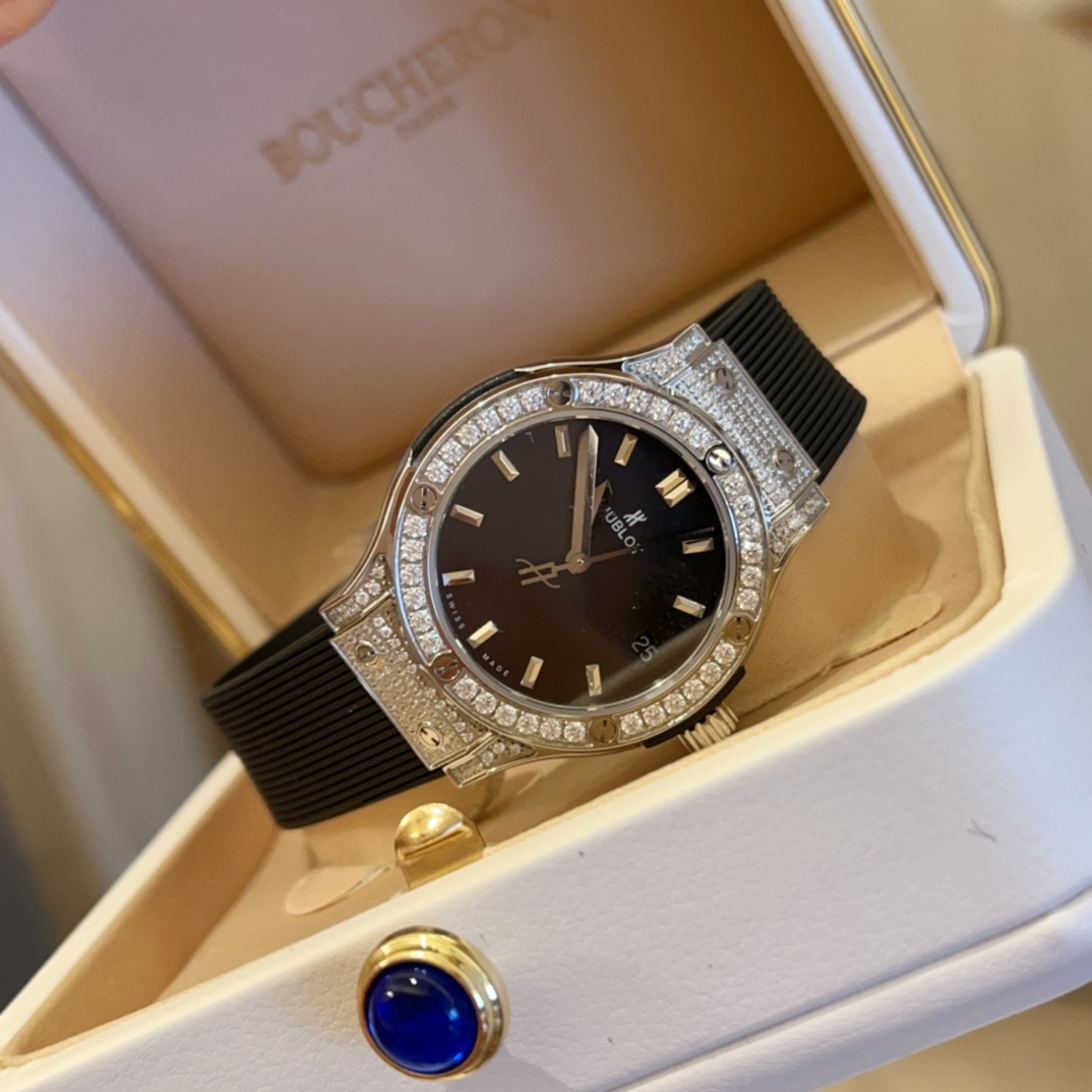 Wirtschaftsprüfer’s 33mm Wristwatch: New Power and Original Quality Launch - 图片 1