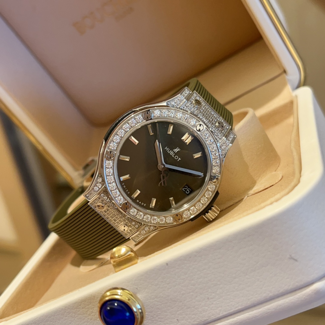 Wirtschaftsprüfer’s 33mm Wristwatch: New Power and Original Quality Launch - 图片 5