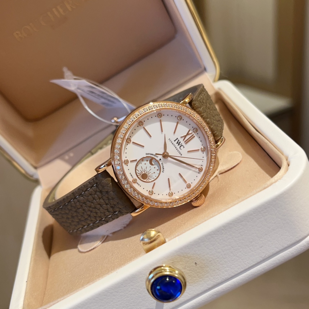 IWC Potofino 20-Year-Old Gold Watch: Time and Nature Symbolism in 34mm Beauty - 图片 3