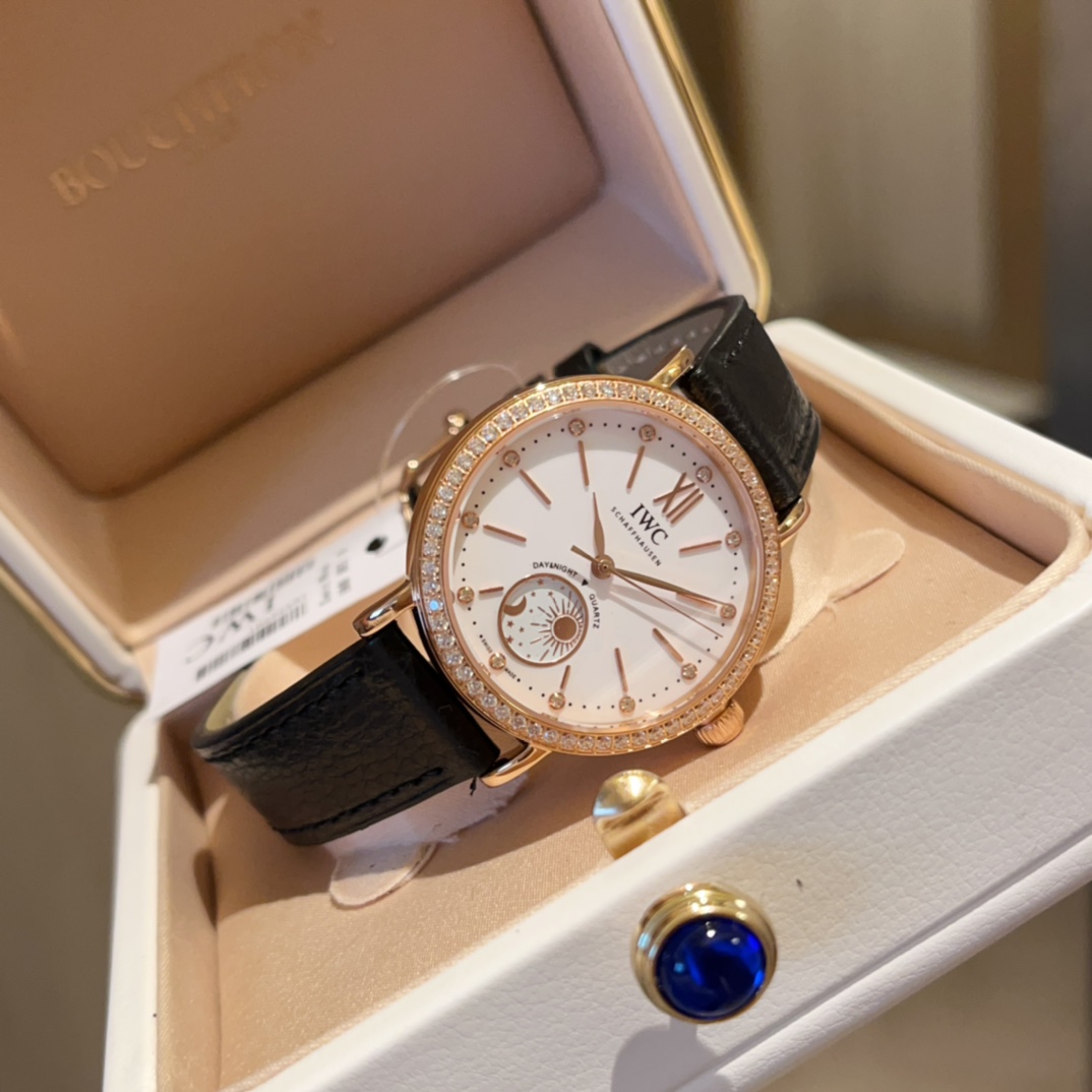 IWC Potofino 20-Year-Old Gold Watch: Time and Nature Symbolism in 34mm Beauty - 图片 5