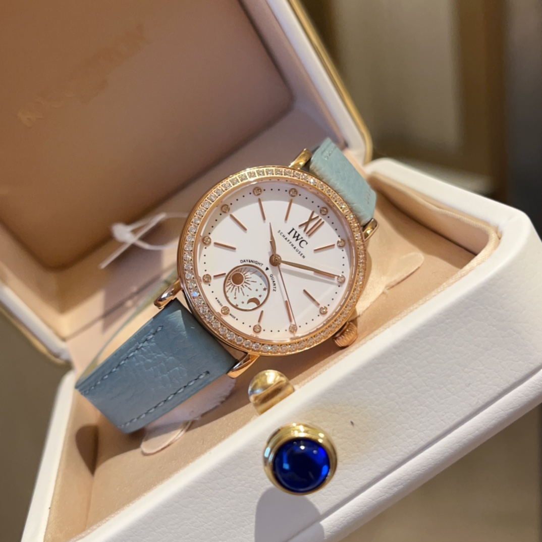 IWC Potofino 20-Year-Old Gold Watch: Time and Nature Symbolism in 34mm Beauty