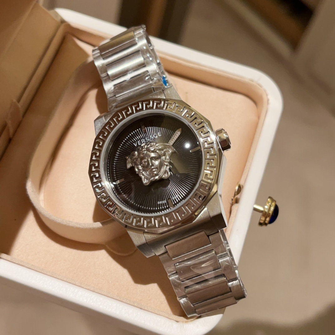 Luxury Versace Watch with Unique Design and Quality Craftsmanship - 图片 9