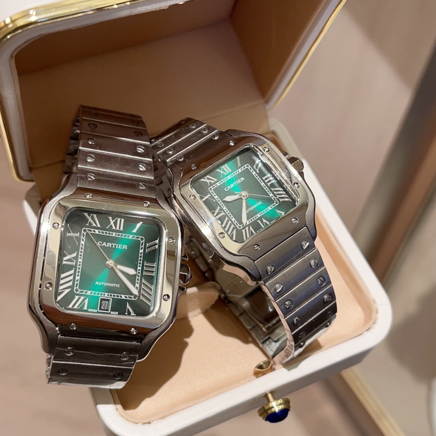 Cartier Santos Black Gold Female Watch: Legendary Precision for Urban Adventurers - 图片 6