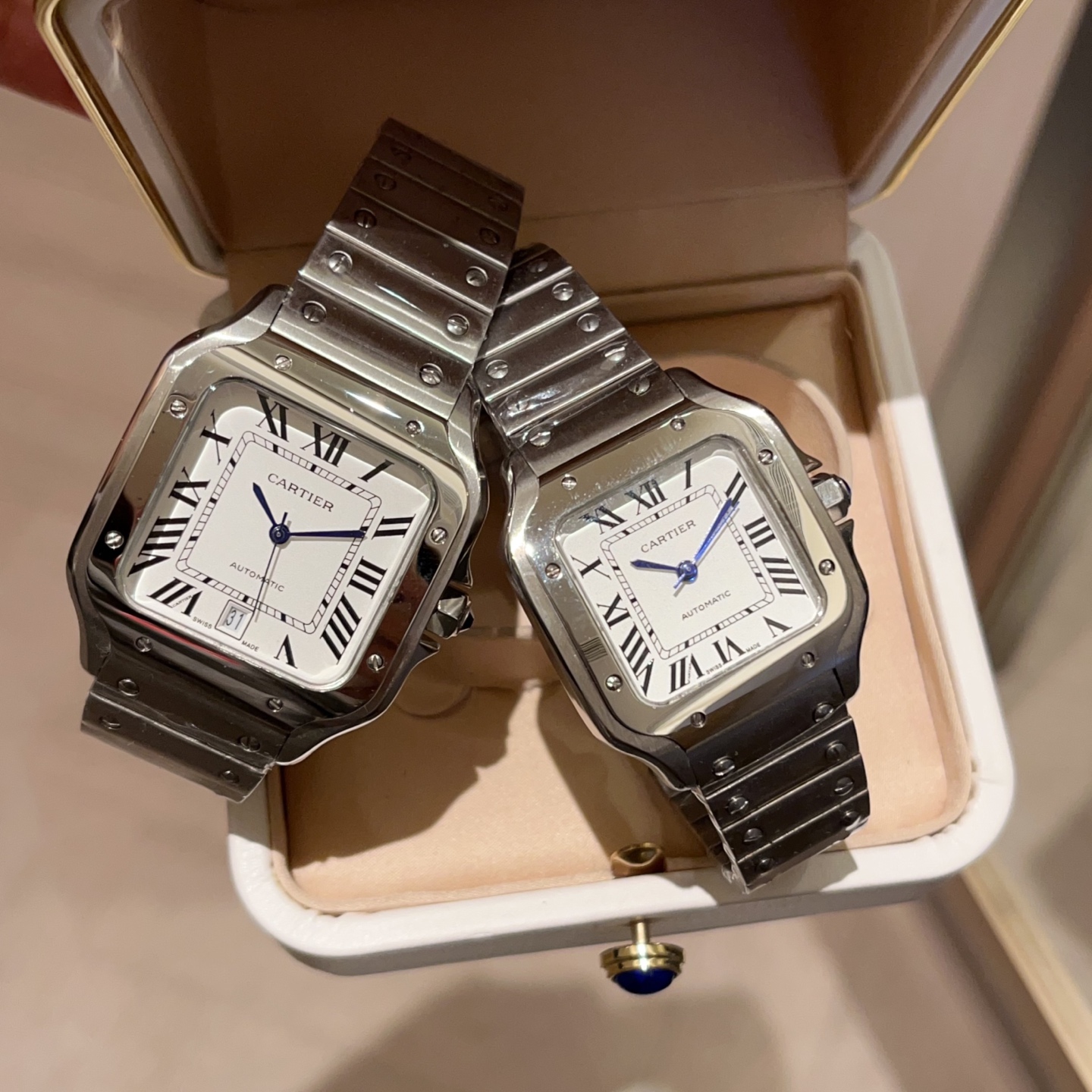 Cartier Santos Black Gold Female Watch: Legendary Precision for Urban Adventurers - 图片 3
