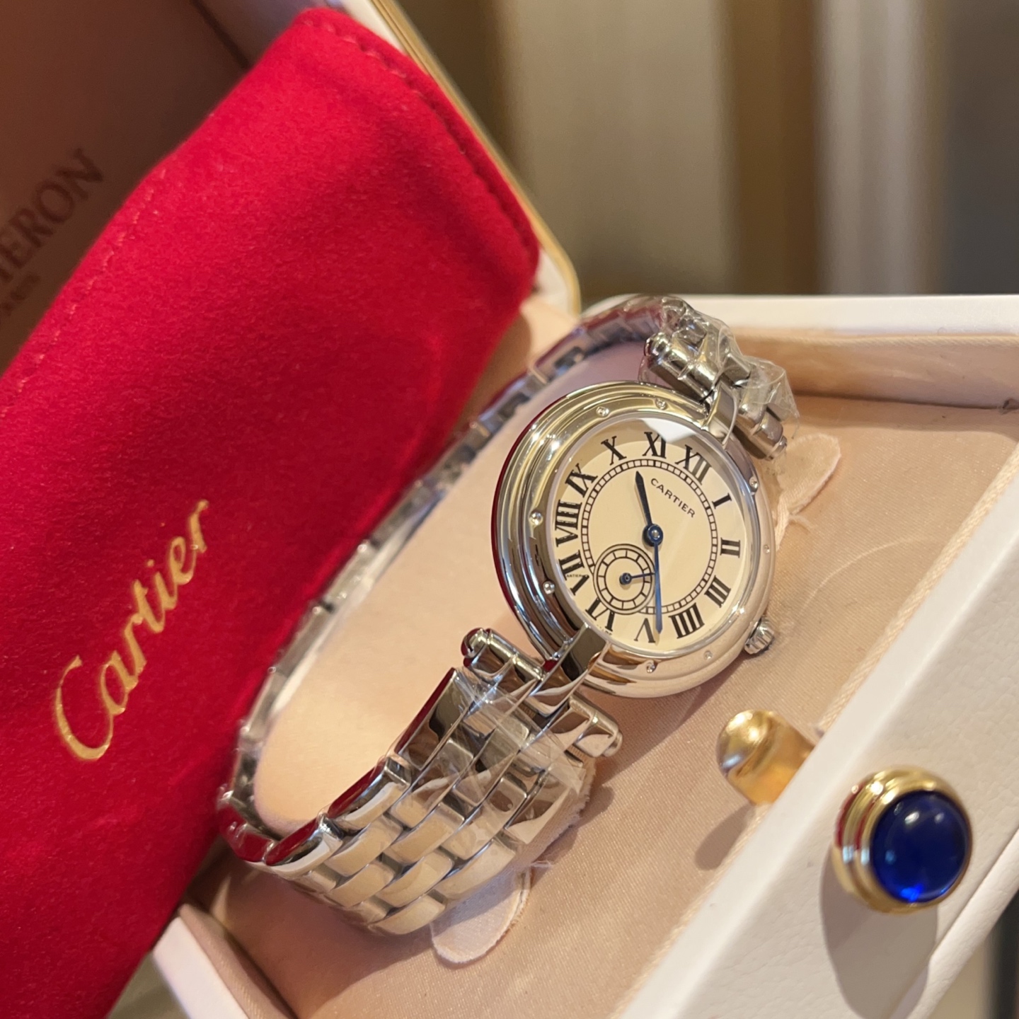 까르띠에 시계 사파이어 글라스 레플리카 42824 Cartier 상세 이미지 4