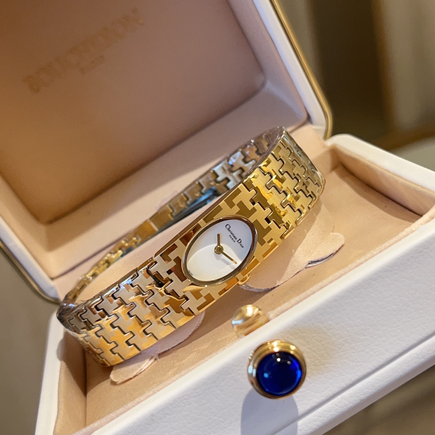 Christian Dior Vintage Houndstooth Stainless Steel Women's Watch 2 i1747031526049 420 0 0