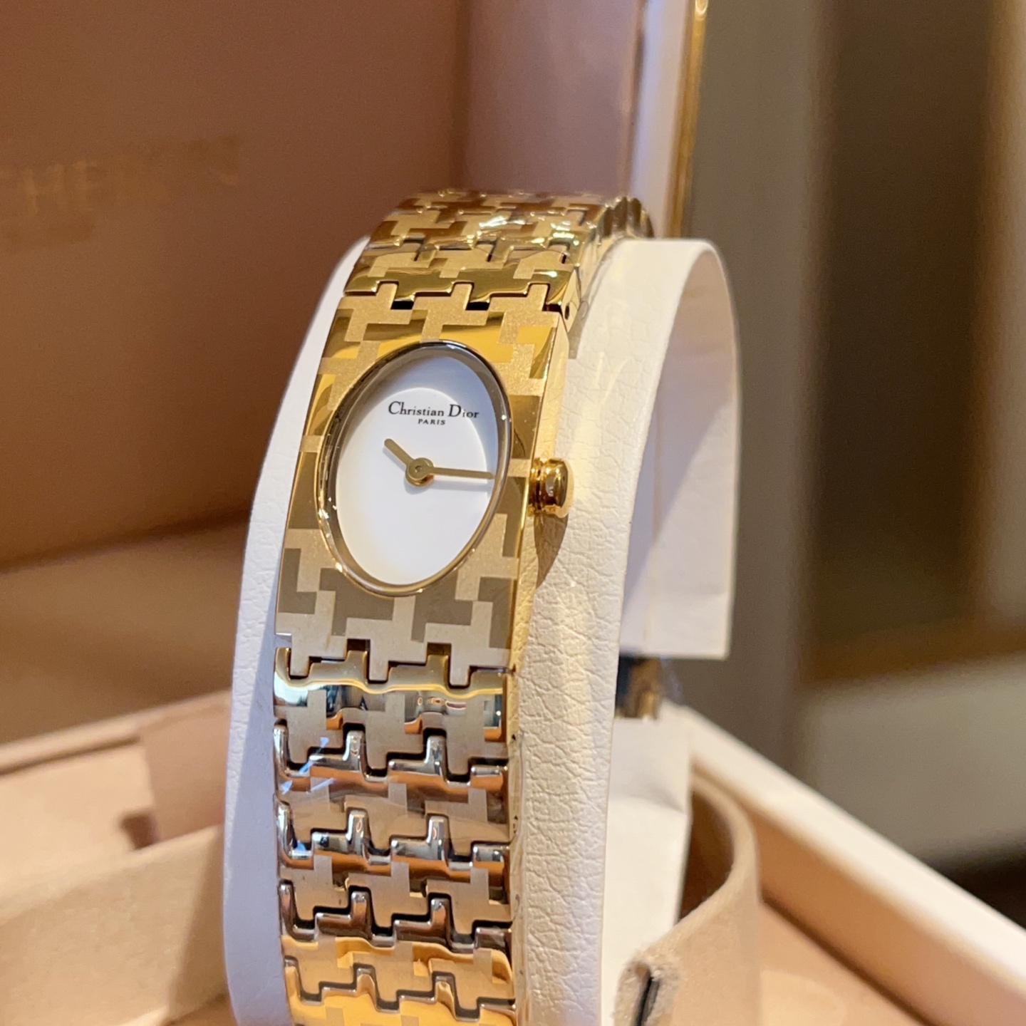 Christian Dior Vintage Houndstooth Stainless Steel Women's Watch 8 i1747031527302 6008 0 6
