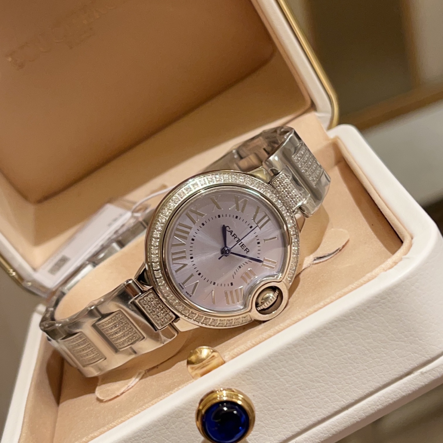 Cartier Ballon Bleu Dameshorloge - 33mm, Stalen Band, Swarovski Kristallen