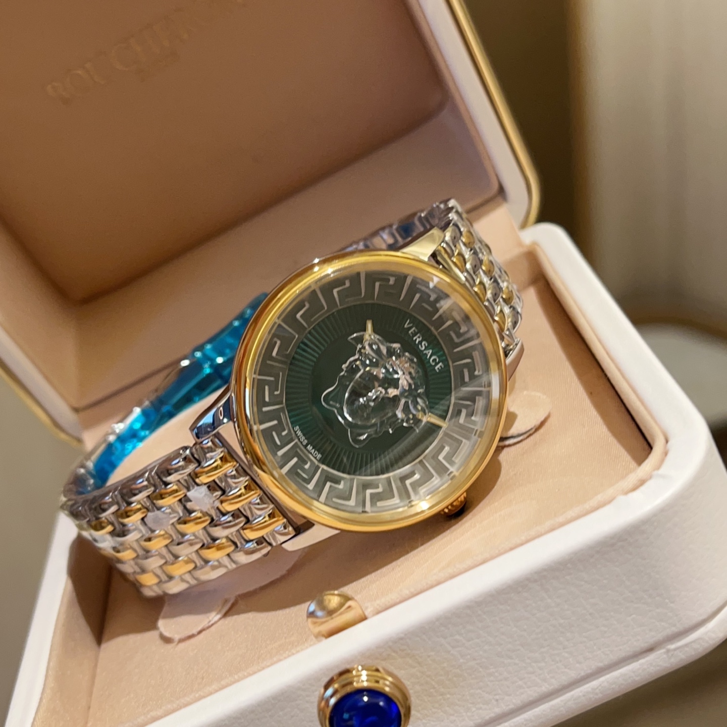 Versace Medusa Alchemy 38mm Women's Watch - Stainless Steel & Gold 4 i1748323277030 7158 0 2