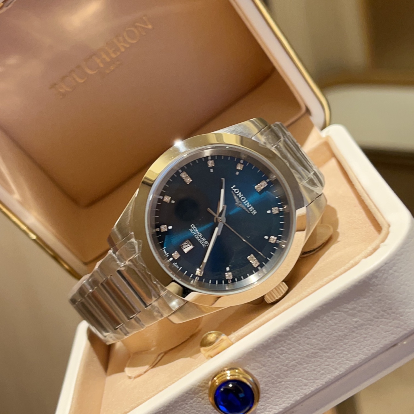 NO:339731,White shell, gold, Longines Concas Yuedong series couples' gifts for Chinese Valentine's Day 34mm. Men's 41mm size, 316 stainless steel, one circle and one shell, CNC fine craftsmanship creates a brushed polishing process and smooth texture full, imported Japanese movements with scale and luminous function, folding buckle is decorated with brand logo craftsmanship and clear texture [celebration] three-code in one (recognize the exclusive code 56776747) Universal matching with various jewelry, high-end and fashionable, you can know its beauty when you see the real thing! [Fireworks], longines19860909白壳 金 浪琴康卡斯悦动系列情侣款七夕礼物女款34mm.男款41mm尺寸,316精钢材质,一圈一壳,CNC精工艺打造拉丝抛光处理过渡流畅质感拉满,进口日本机芯附加刻度夜光功能 折叠式表扣饰以品牌标志工艺细腻纹路清晰[庆祝]三码合一(认准独家编码56776747) 万能搭配各种首饰,高级又时髦,看到实物就知道它的美![烟花],,longines,Watch