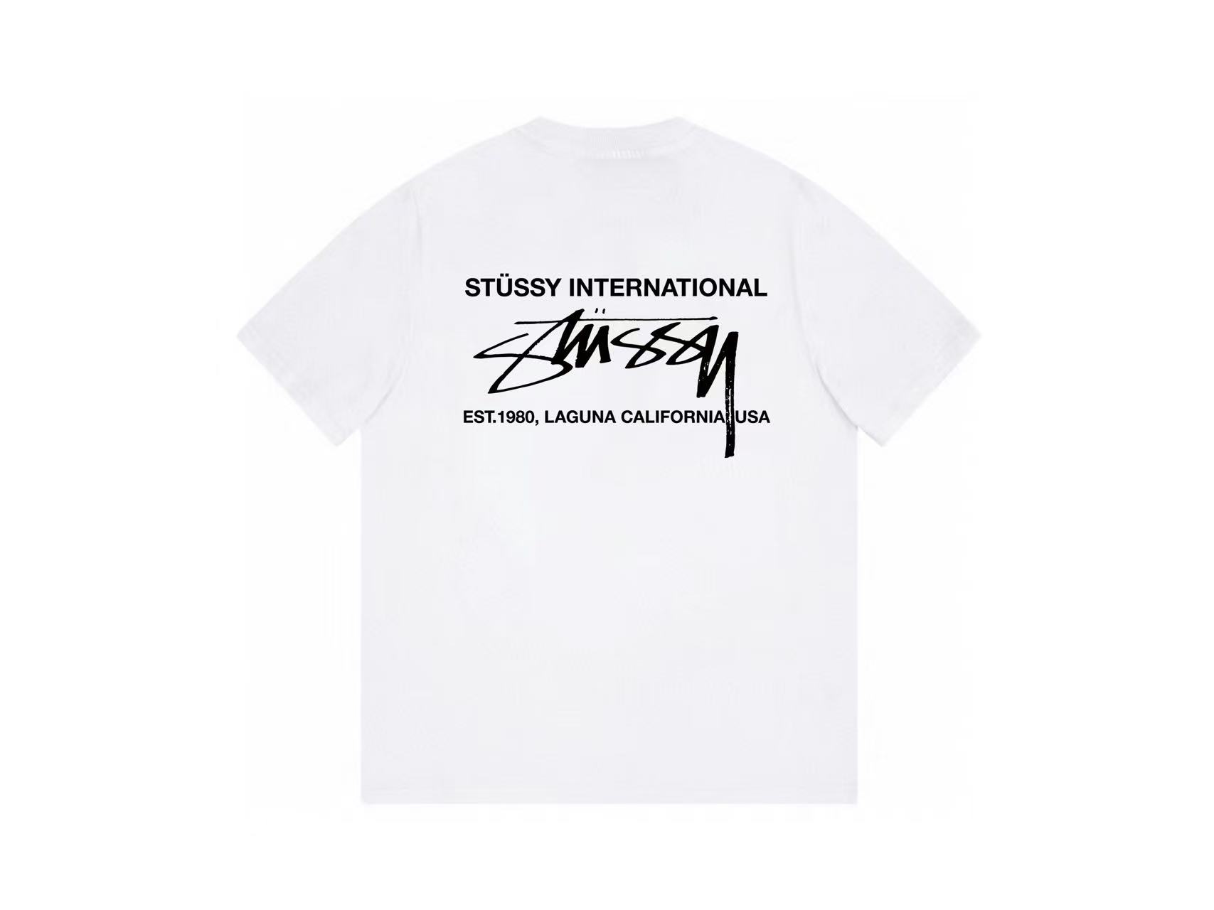 P53 款号HN7157（高品质版本，区别通货） Stussy 2026 SMOOTH INTERNATIONAL LS TEE 背面logo图案圆领美式复古T恤短袖 男女同款 -面料精选32支230克双纱面料 手感柔软舒适 吸汗透气. …