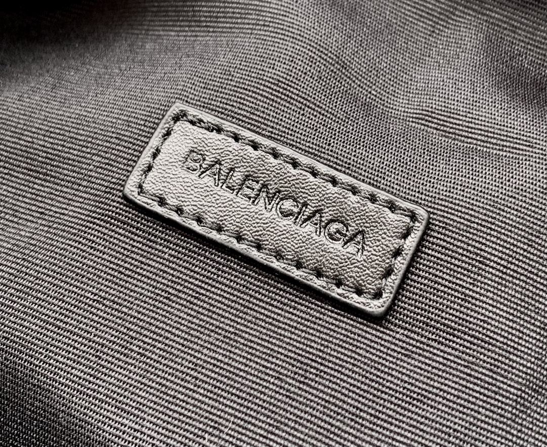 巴黎世家 BALENCIAGA superbusy系列 炸街必备单品