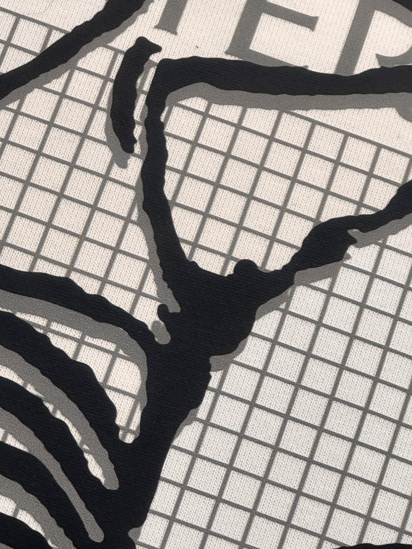 💰195
ARC'TERYX始祖鸟棋盘格新款圆领毛圈卫衣 休闲情侣款！
✅原版定位印花细节，德国进口的数码印机 所以印花是超清晰的 穿久了也不会裂 普通的印花技术根本做不到!!
✅os版型超正！宽松舒适！情侣款百搭首选！不起球 不掉色
✅吊牌三标齐全 绝对的值得你的选择

颜色:黑色 白色（码数偏大）
尺码:S-XL
S 衣长68 胸围104 肩宽45（100-135斤）
M 衣长70 胸围108 肩宽46（135-150
L衣长72 胸围112 肩宽48（150-165）
XL衣长74 胸围116 肩宽49（165-185）

注：手量尺寸，1~3cm误差