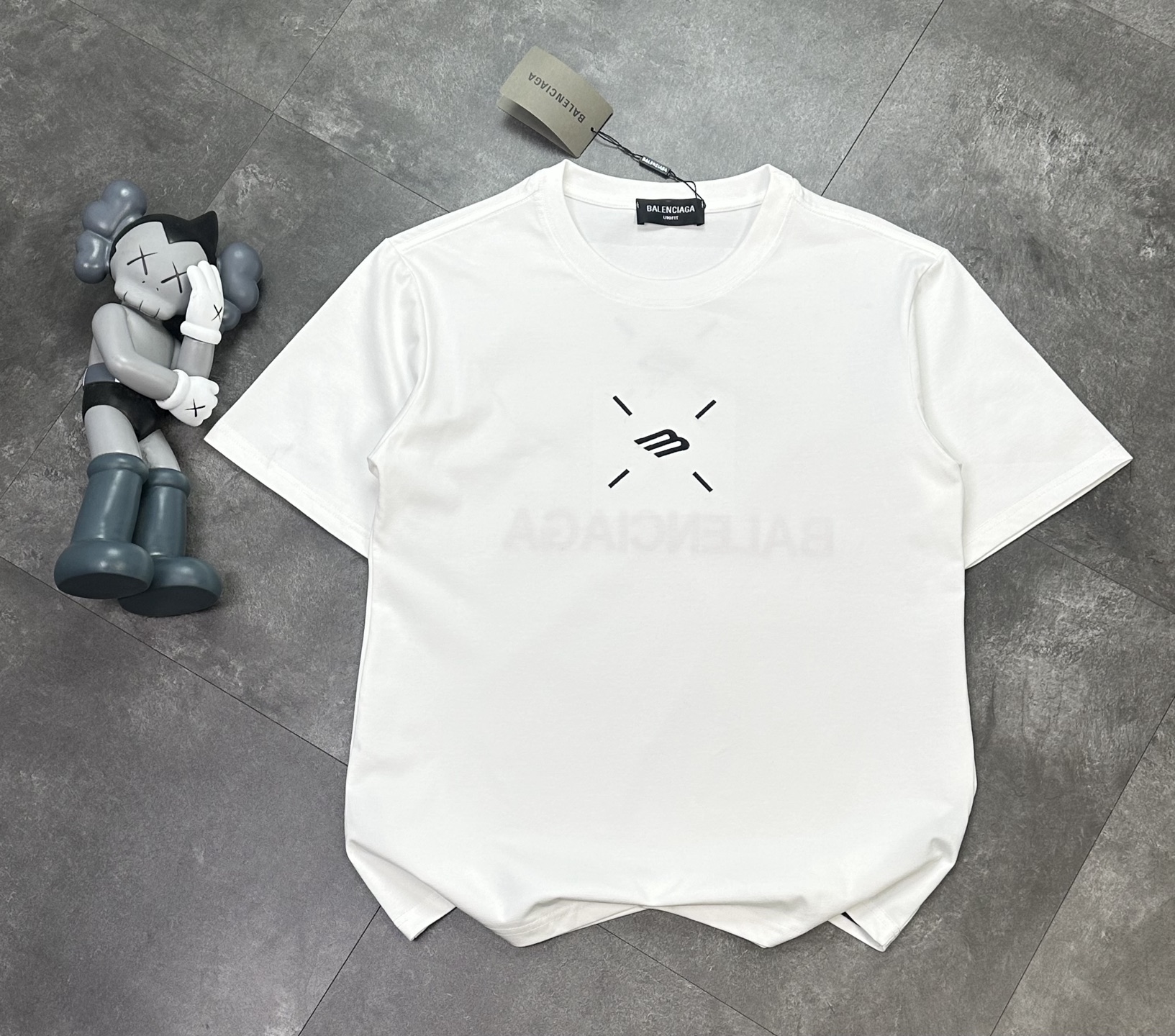 Alternative view of Balenciaga T-Shirt 06780