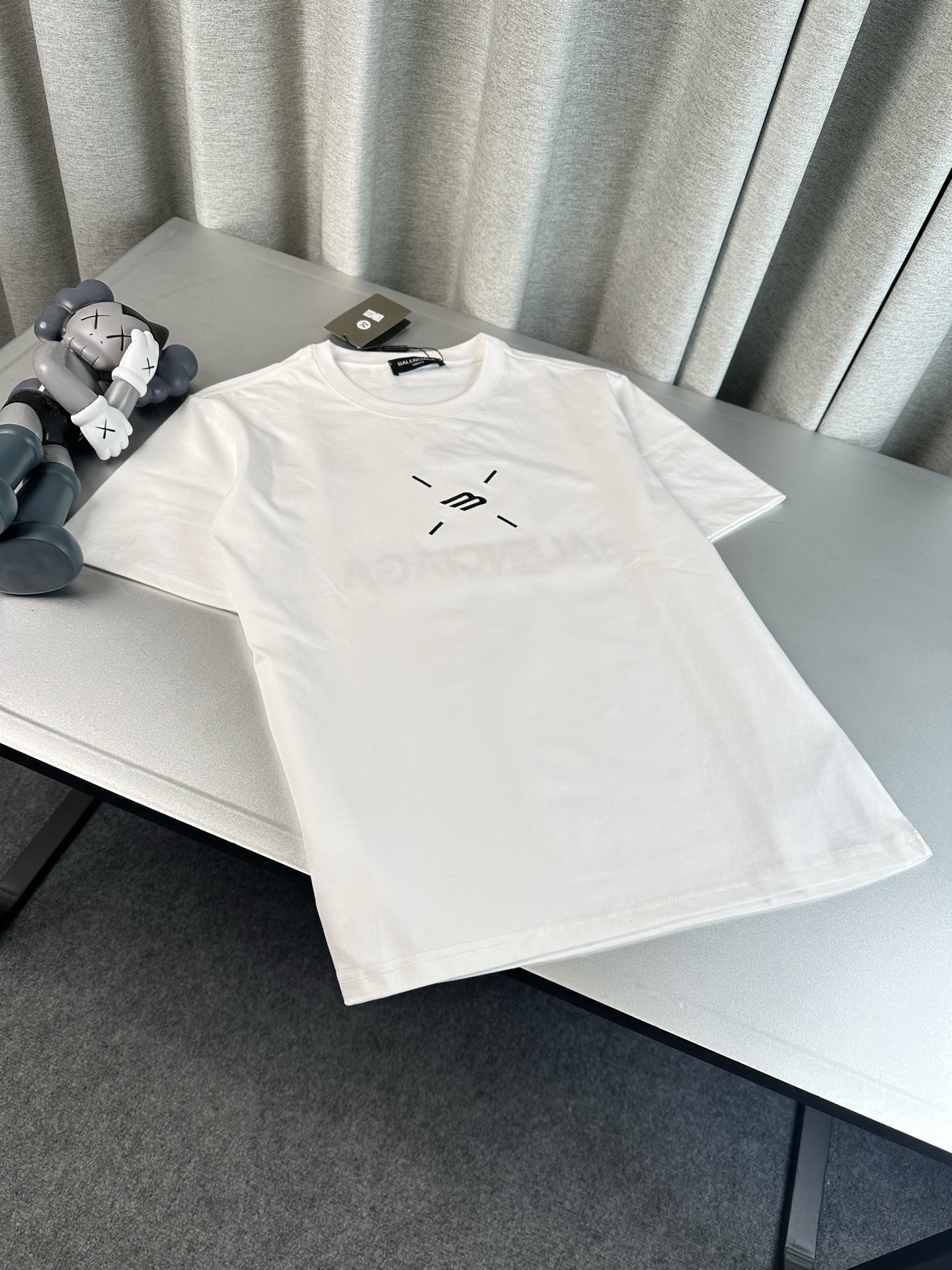 Alternative view of Balenciaga T-Shirt 01245