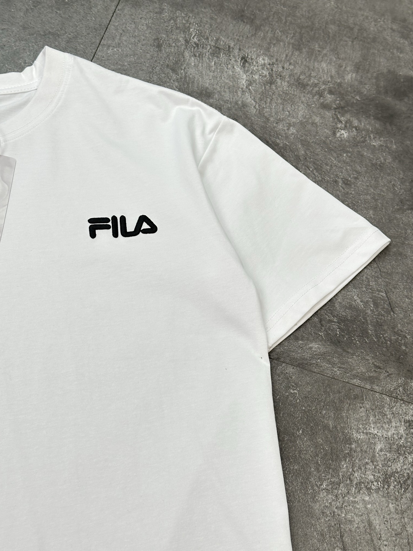Alternative view of T-Shirt 05388