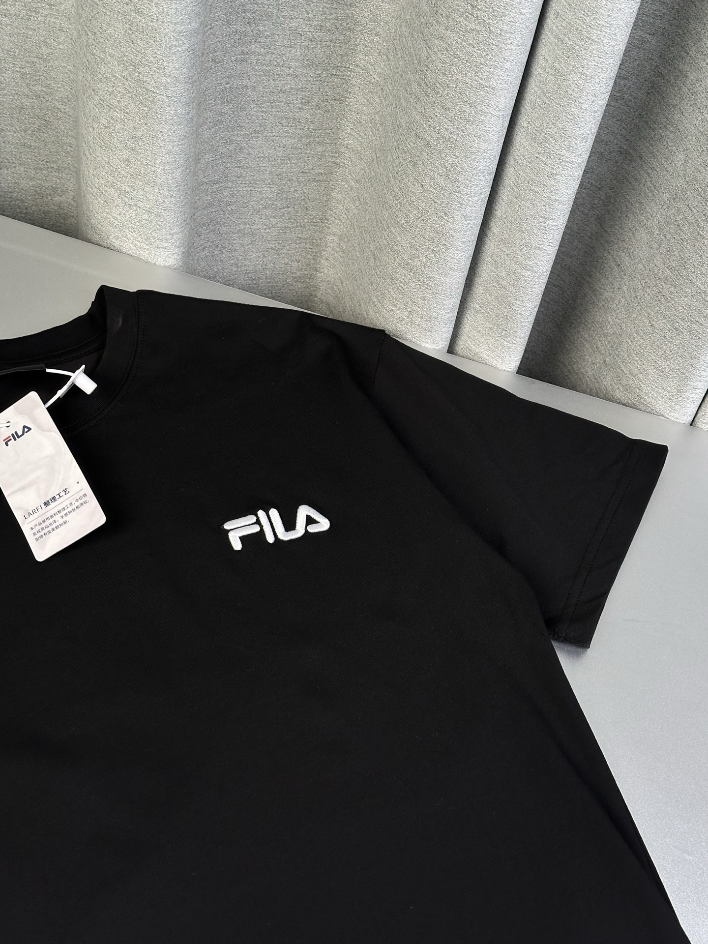 Alternative view of T-Shirt 05390