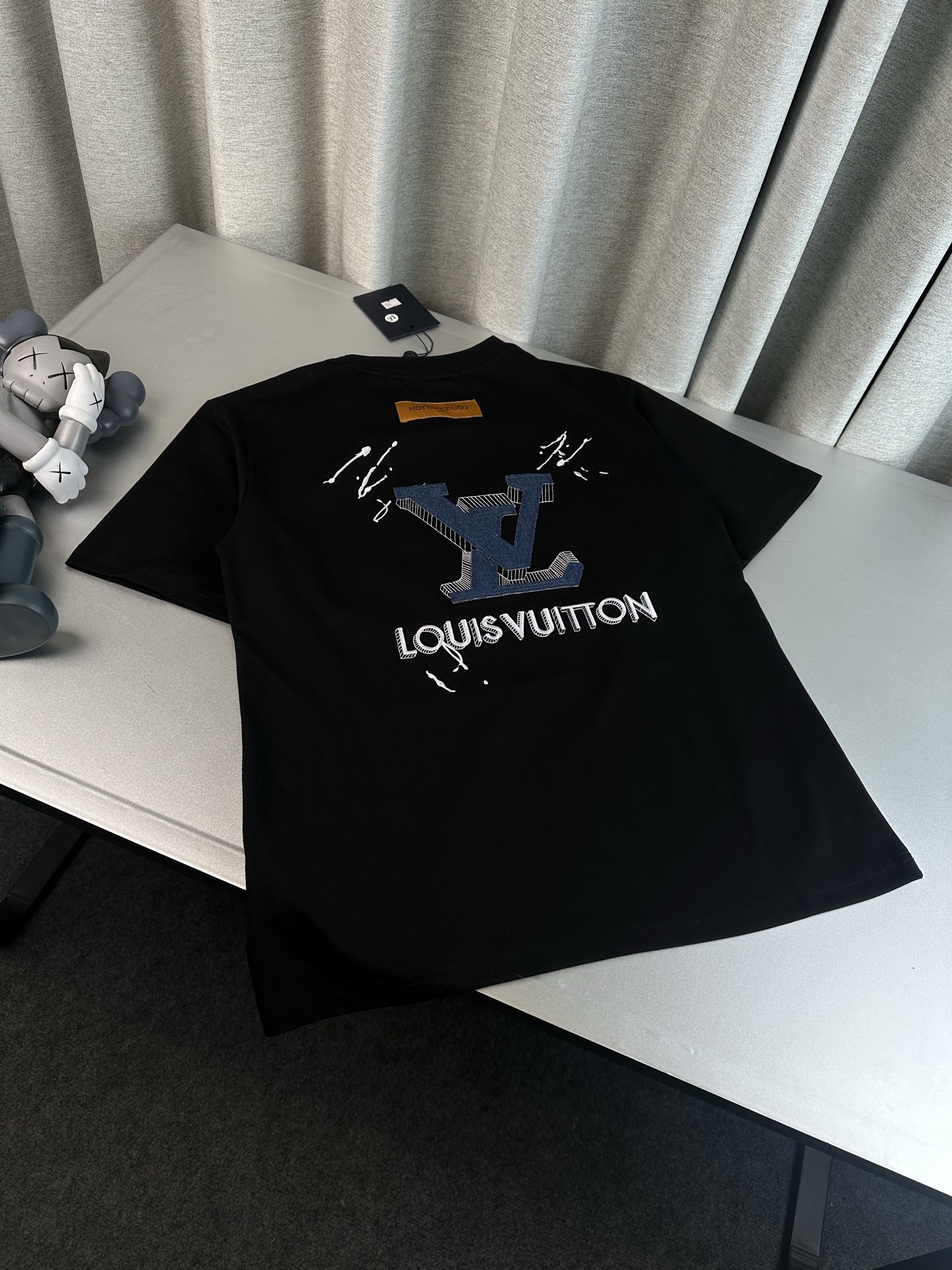 Louis Vuitton T-Shirt 04182