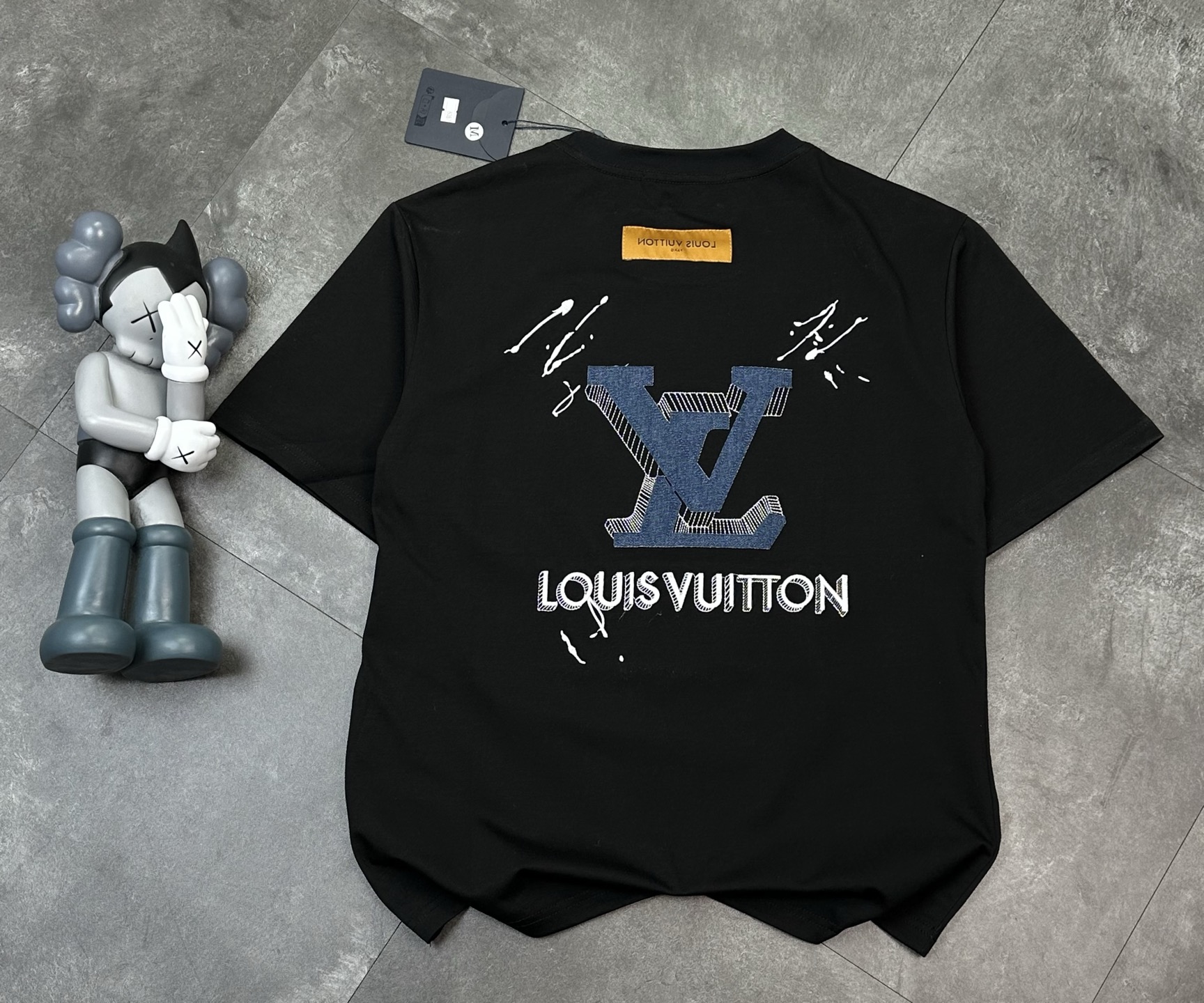 Louis Vuitton T-Shirt 04183